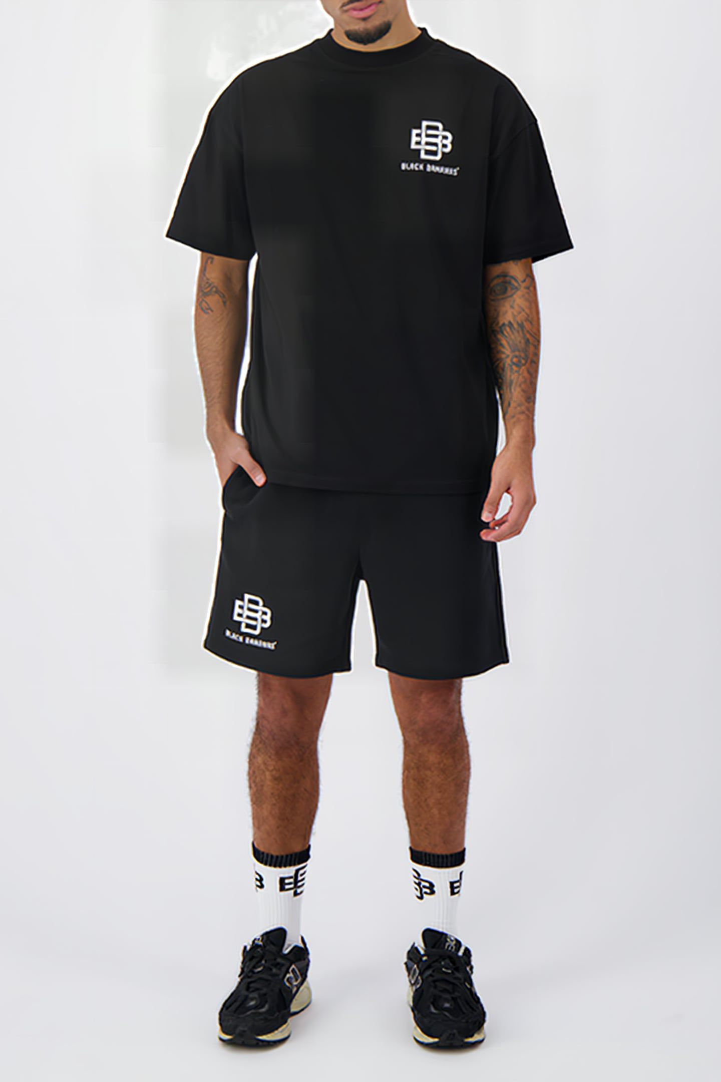CITY SWEATSHORTS BLACK 2