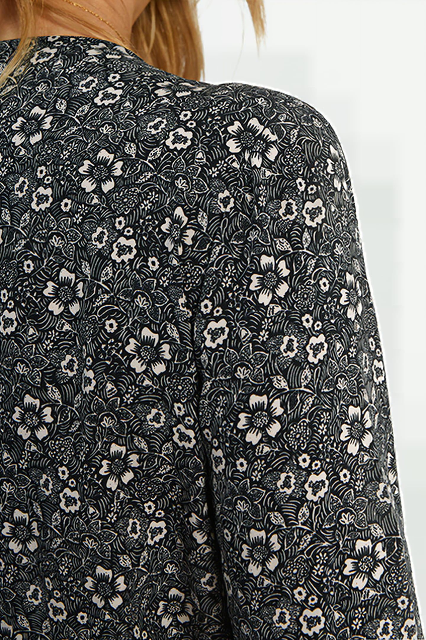 BLACK GRAPHIC FLOWER PRINT JUMPSUIT 5