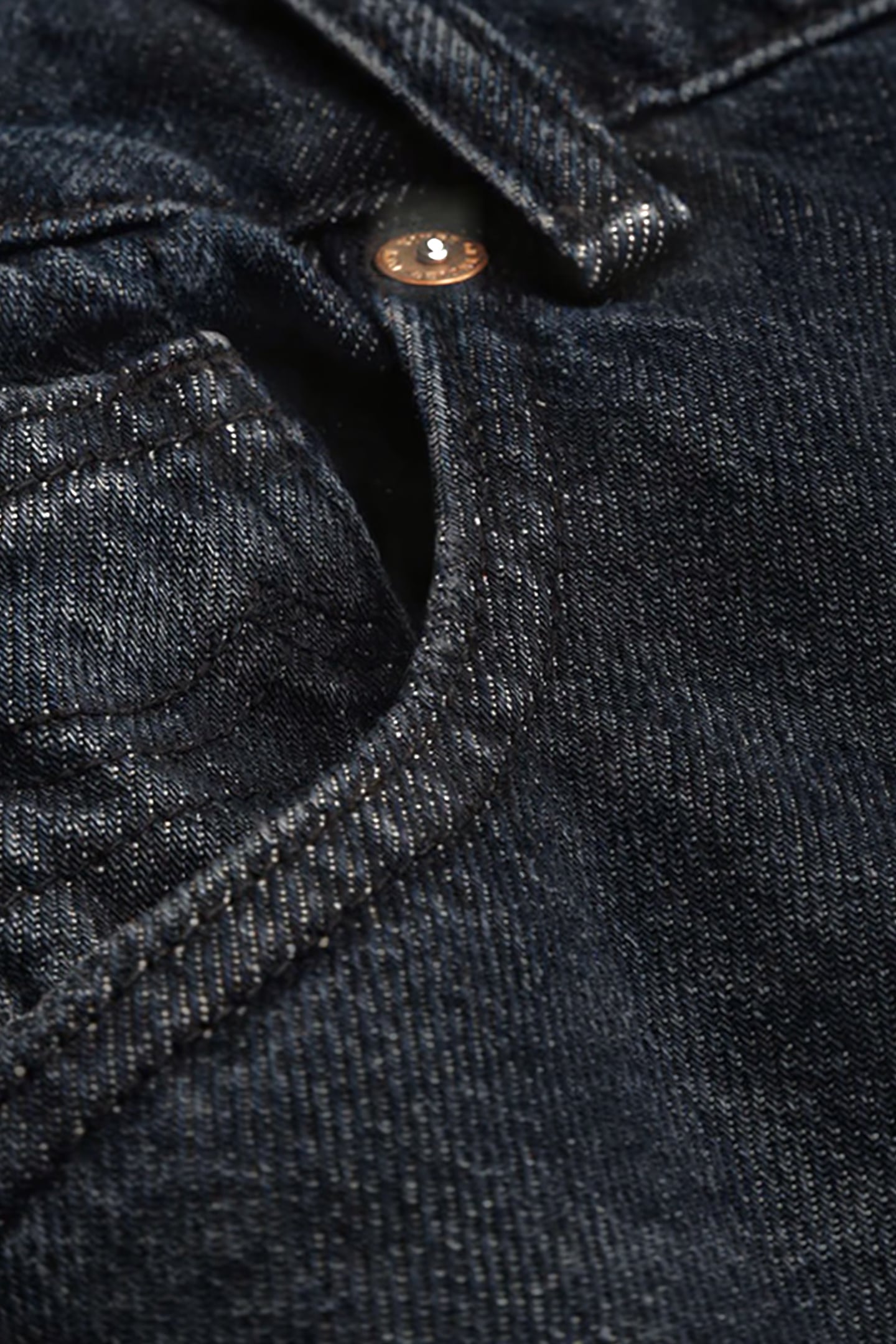 LEILA CROPPED CLEAN BURGOS RECYCLED DARK 4