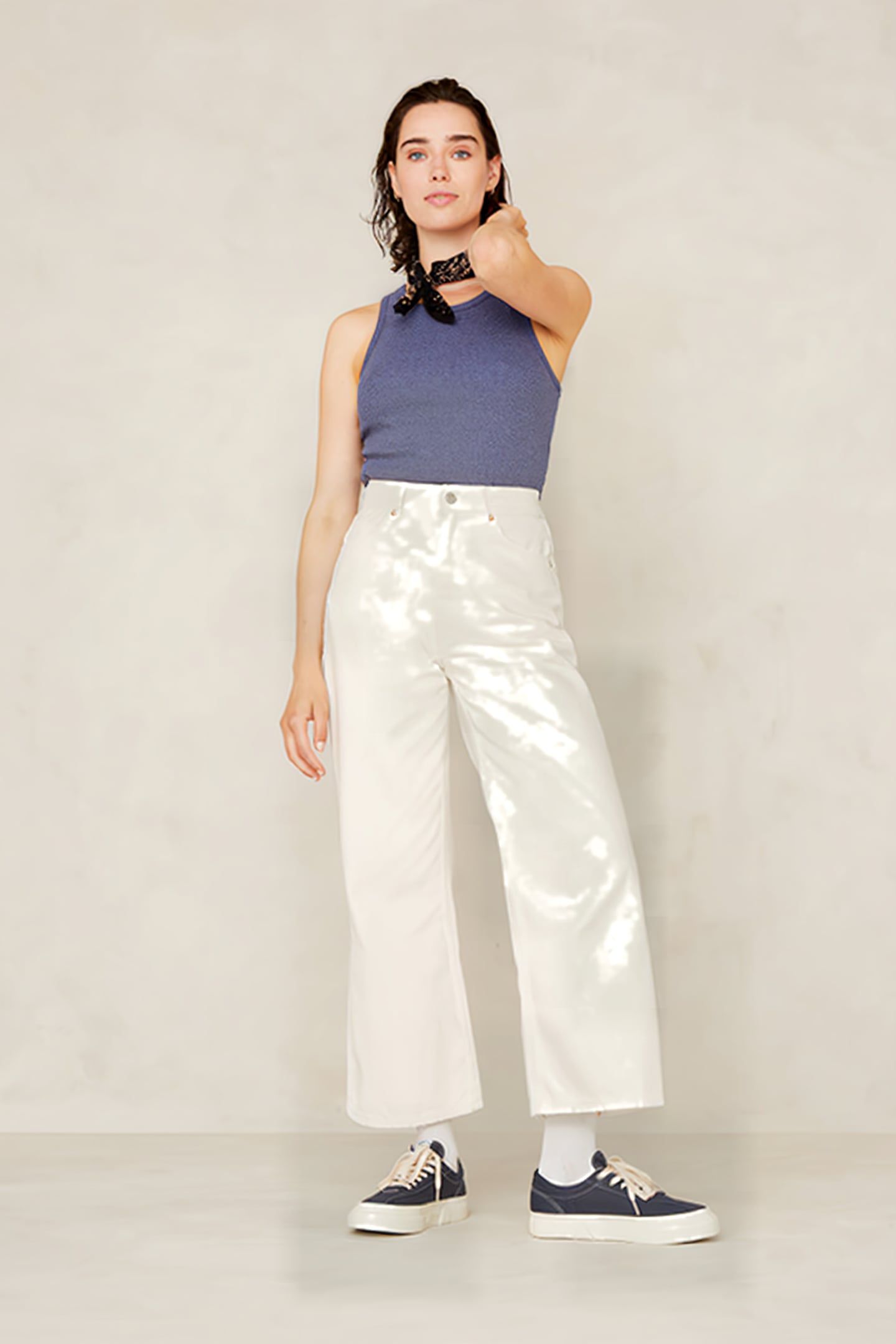 ELISABETH CROPPED HOLO NON-DYED 1