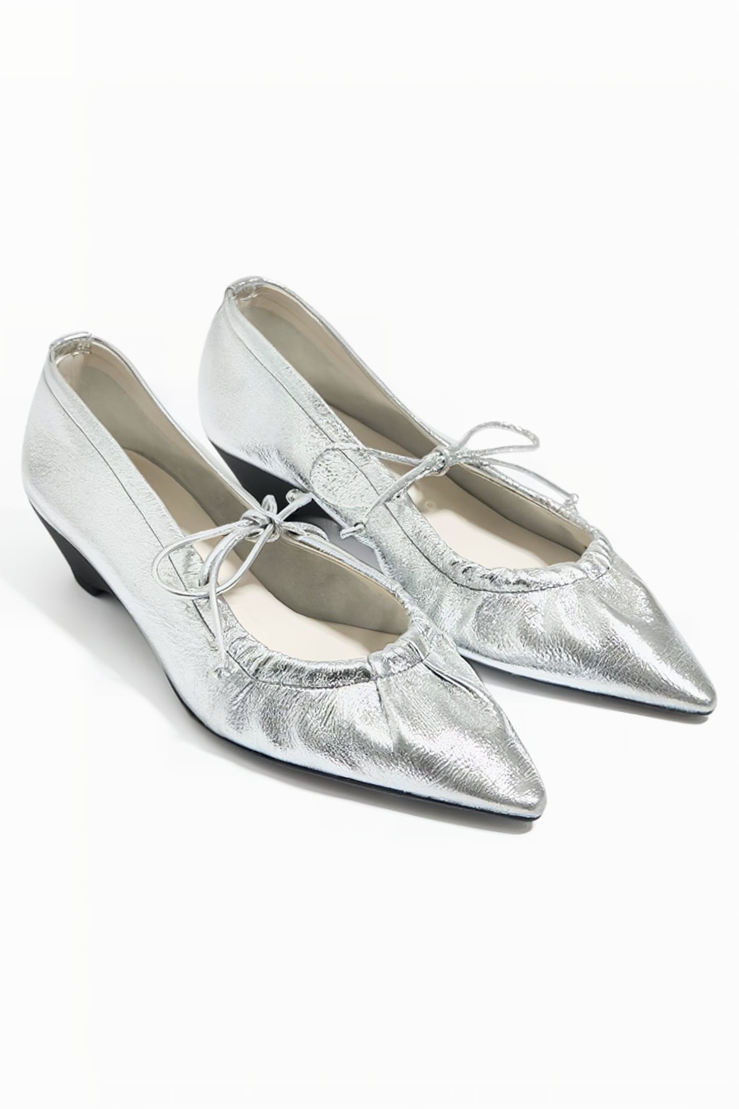 SILVER LEATHER COURT SHOE 2