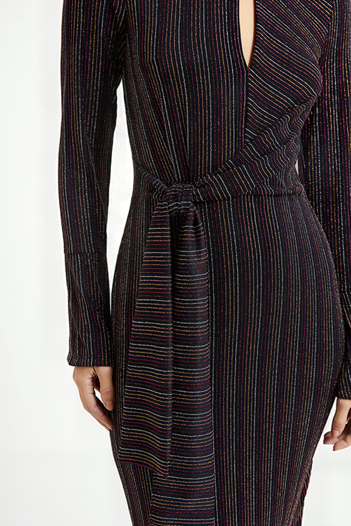 PAULA KEYHOLE DRESS BLACK 5