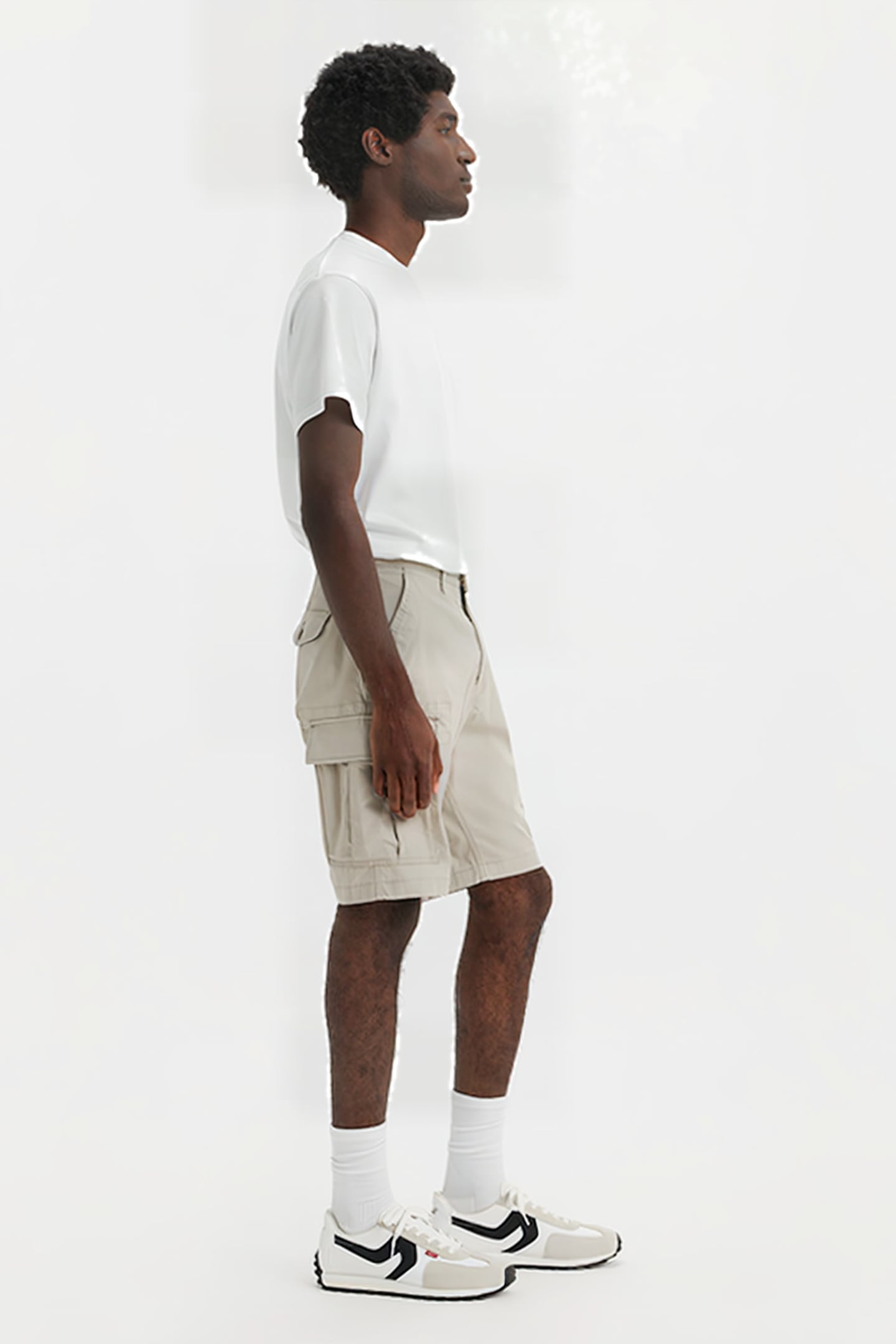 CARRIER SHORT KHAKI 4
