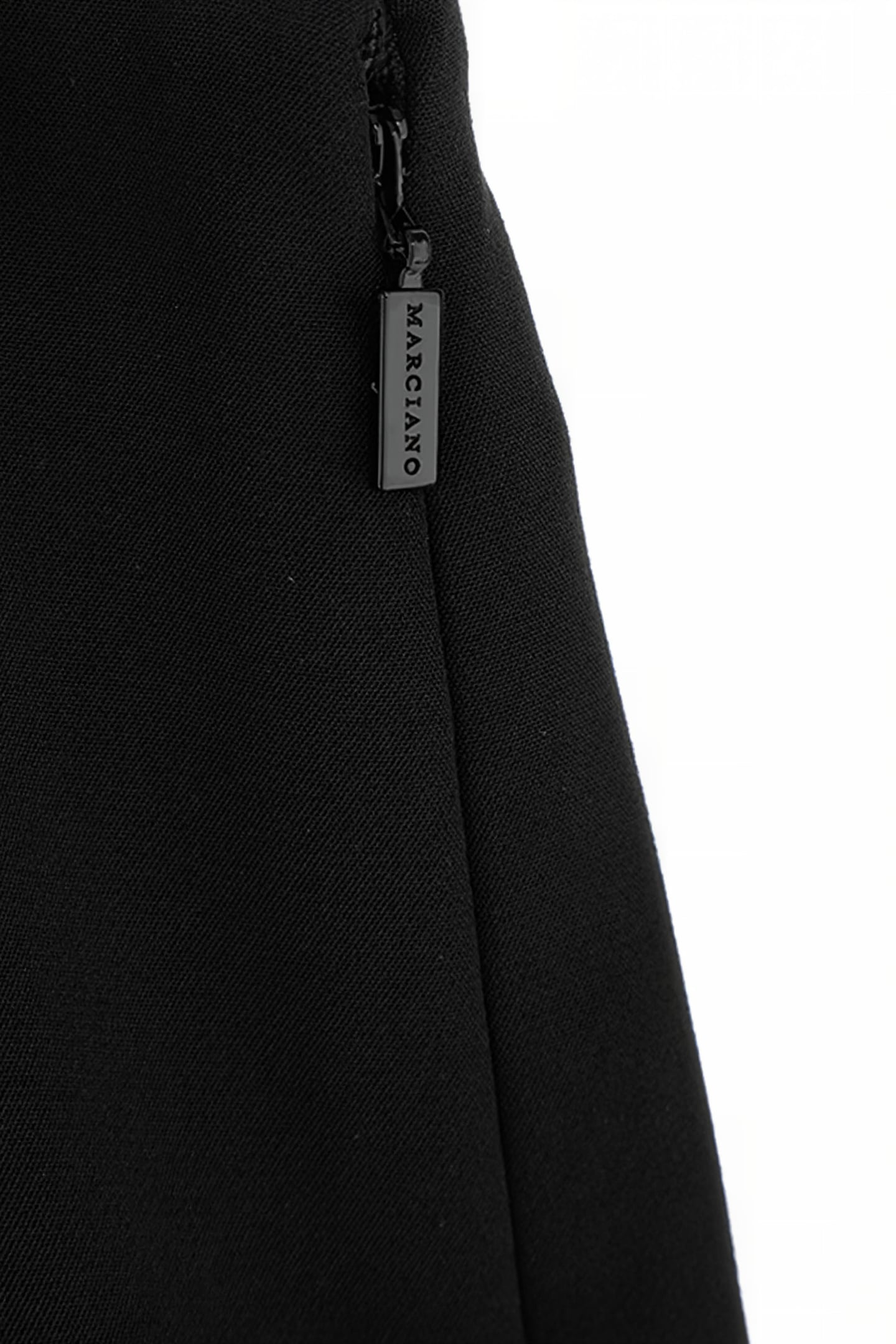 MARCIANO BY GUESS DALLAS STRAIGHT PANT JET BLACK 9