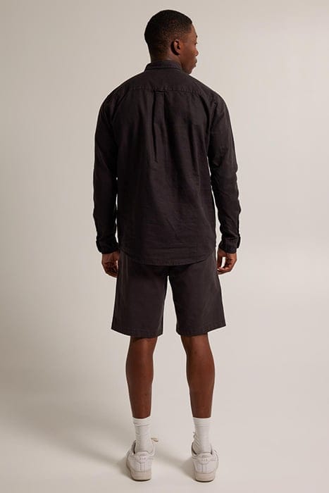 HOLLIS DULL BLACK 2