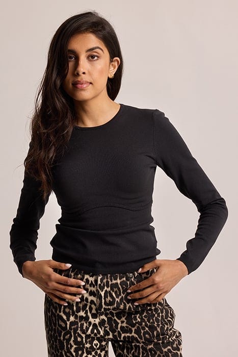 LIANNA BLACK 1