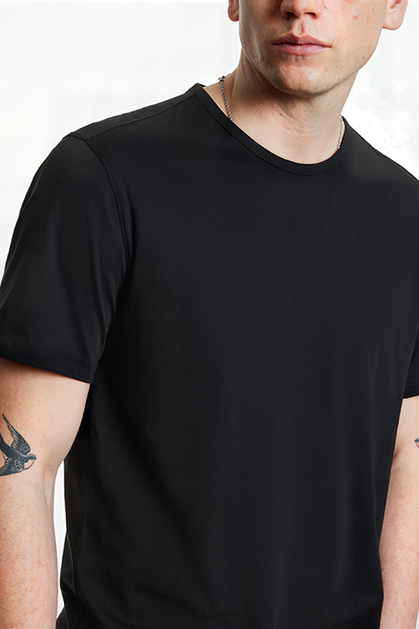 SABINE REGULAR FIT SS CREW BLACK 3