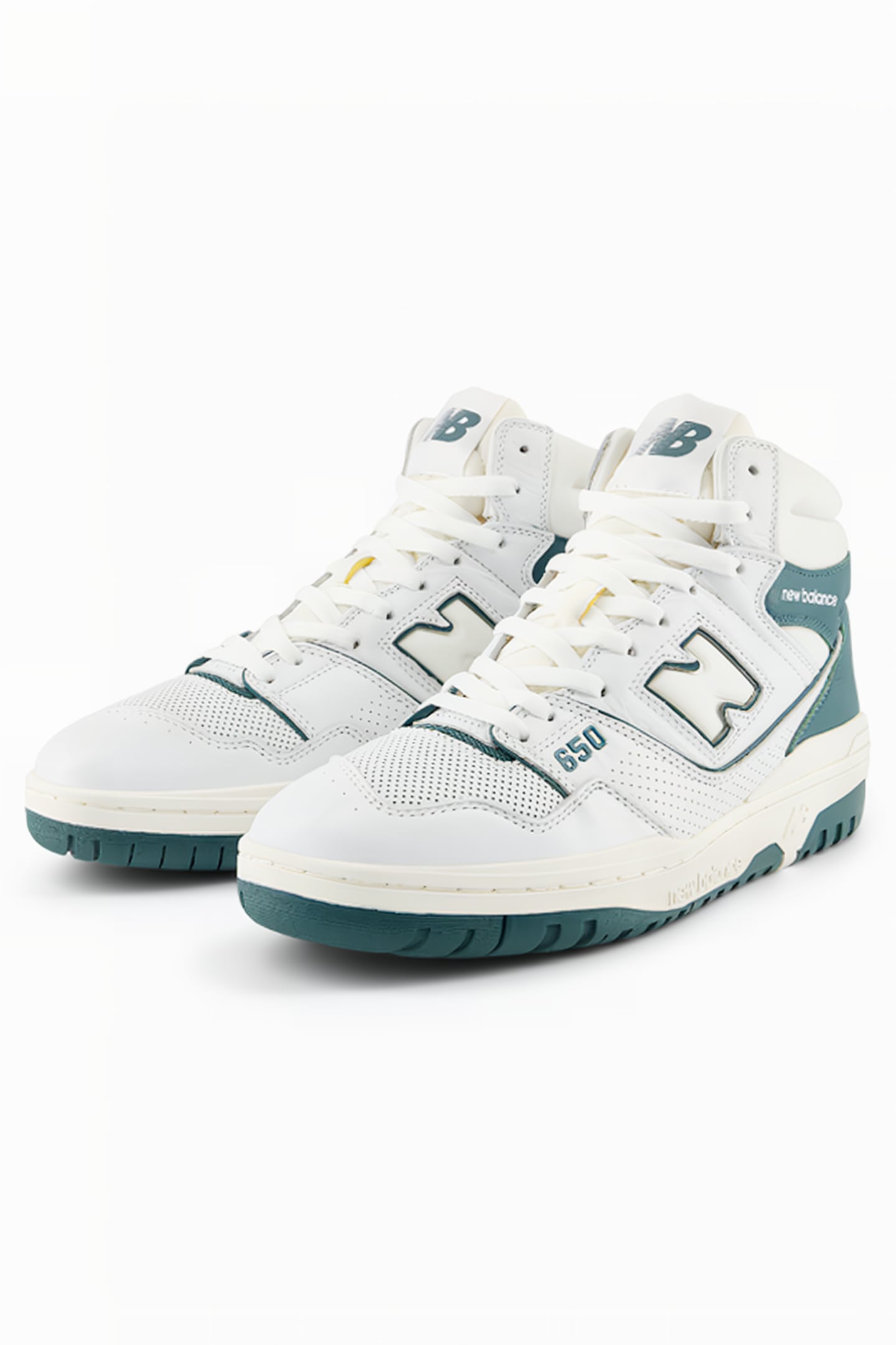BB650RGR SNEAKERS IN WHITE & GREEN 2