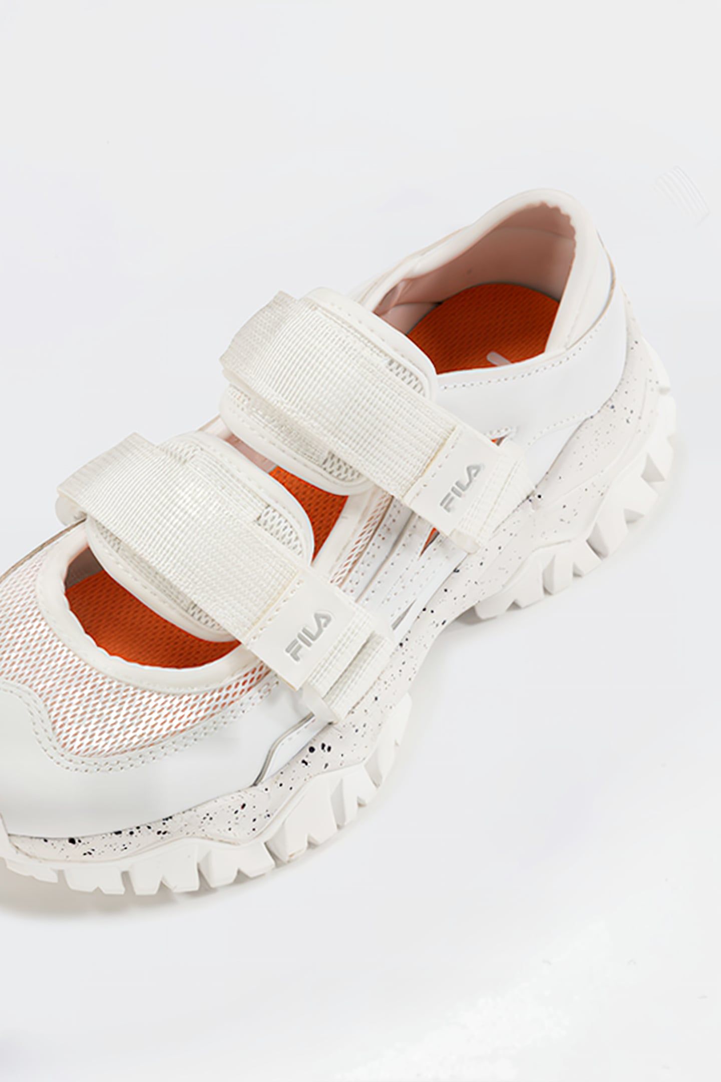 TRAIL-ZONE SANDAL WHITE 8