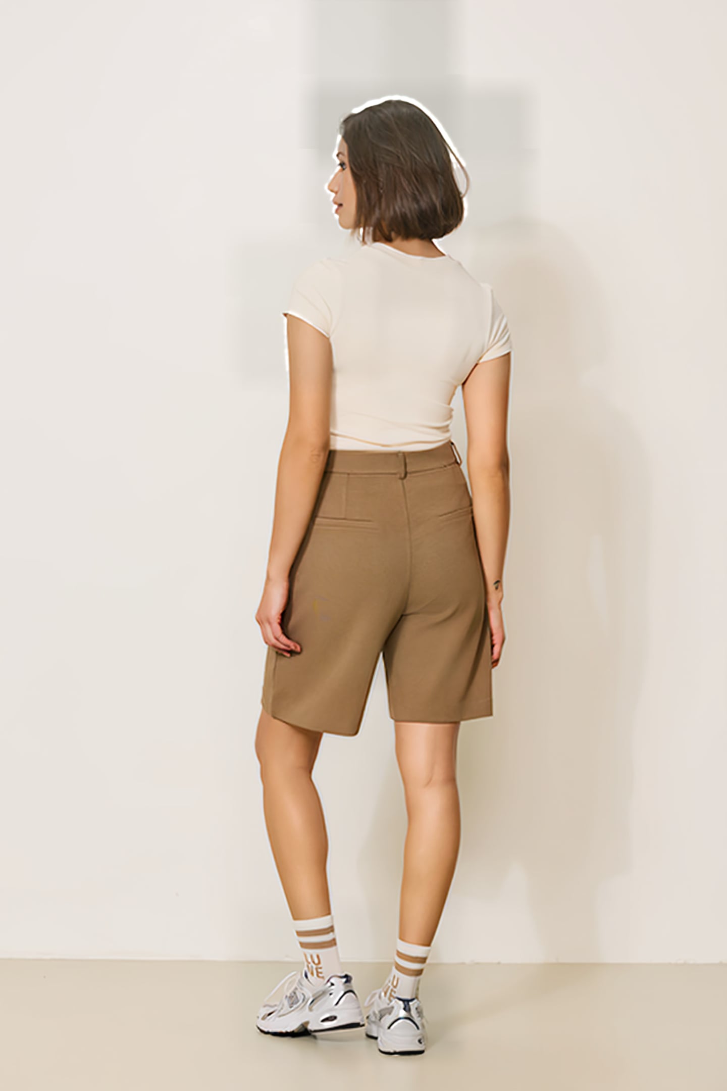 FOREST ESSENTIEL SHORTS FOSSIL 2