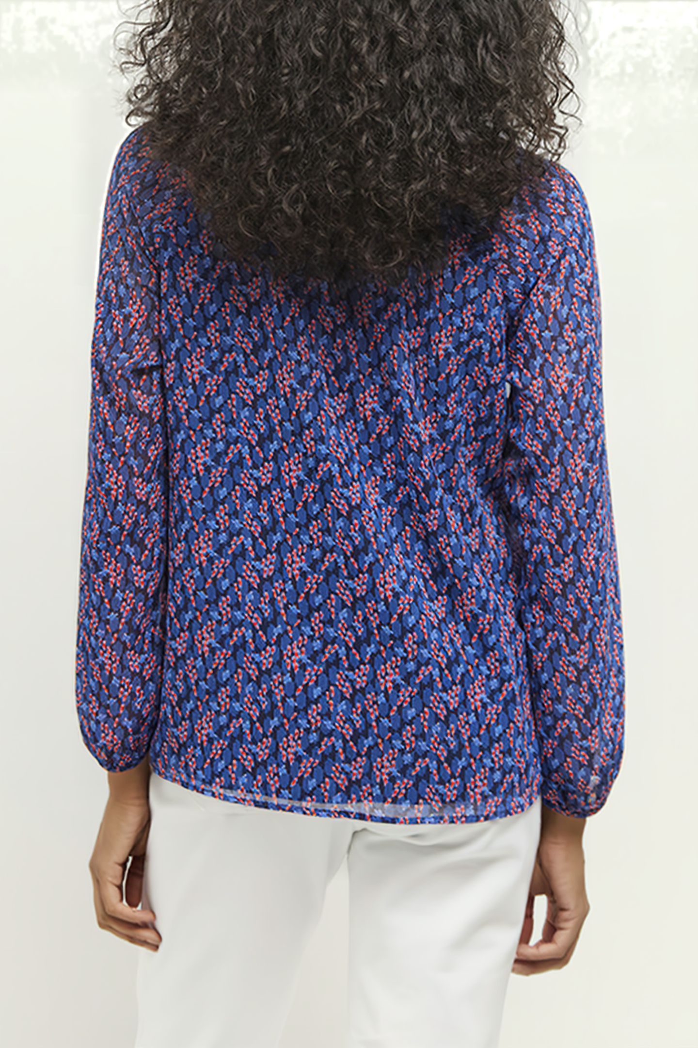 CERES - NAVY BLOUSE WITH GRAPHIC BOUQUET PRINT IN RECYCLED P 2