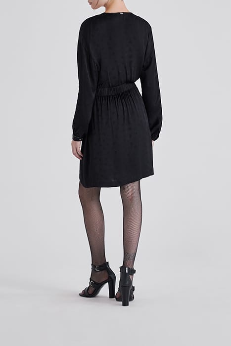 BLACK ROCK MOTIF JACQUARD WRAP DRESS 2
