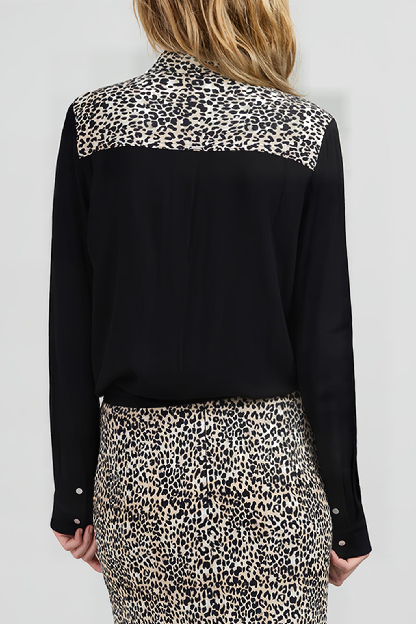 BLACK LENZING™ ECOVERO™ ROCK LEOPARD DETAIL SHIRT 2