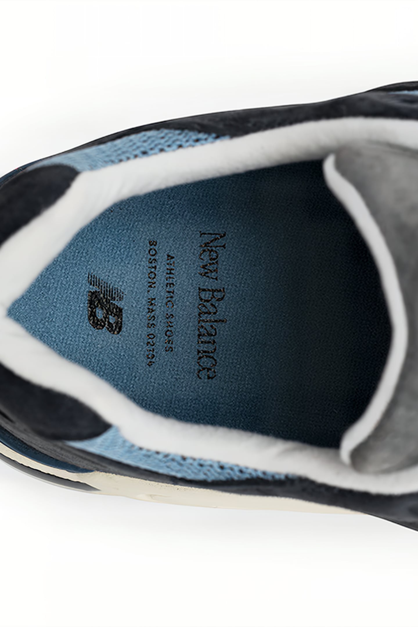 M990TB2 MADE IN USA SNEAKERS IN NAVY 9