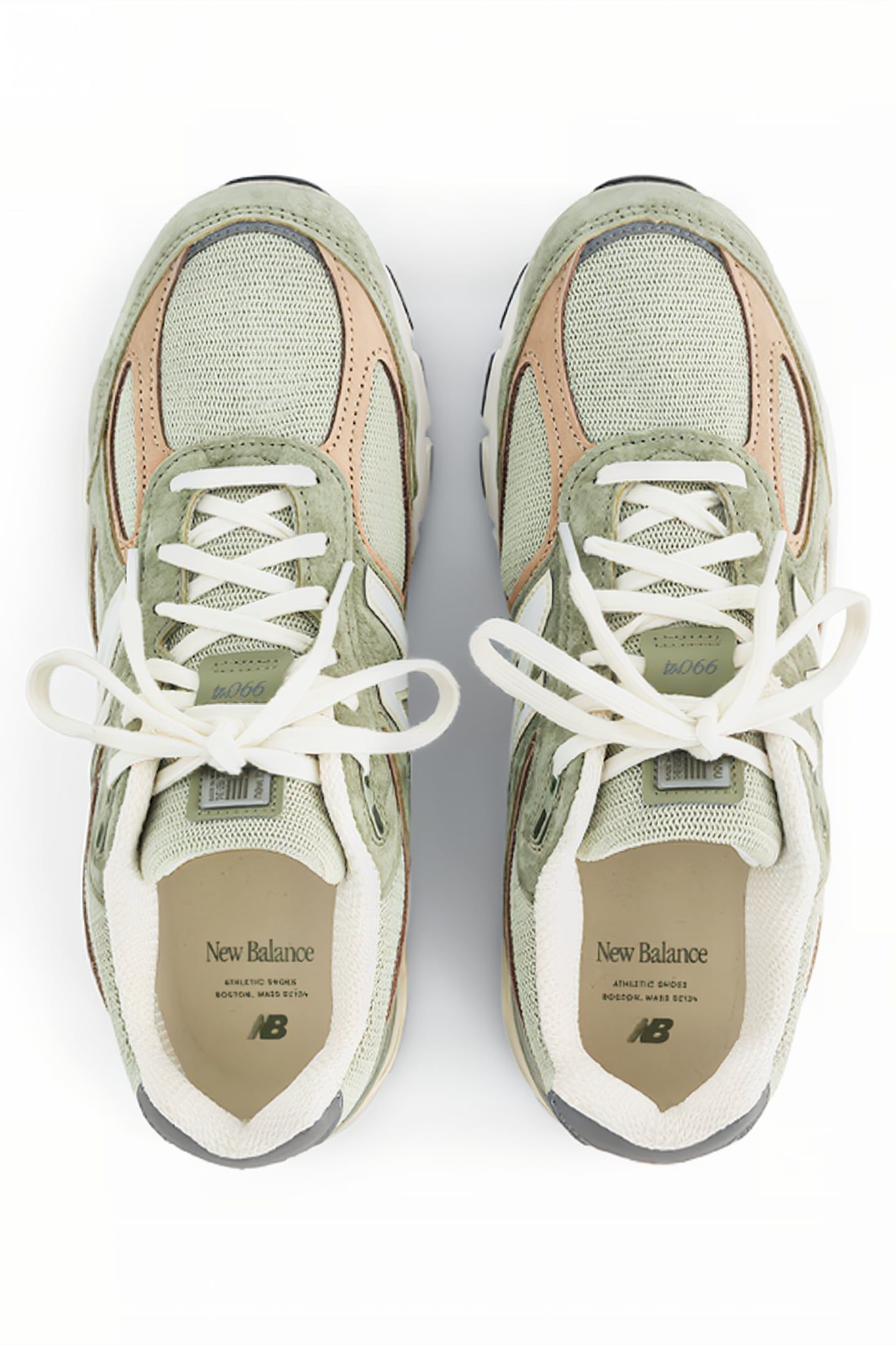U990GT4 MADE IN USA SNEAKERS IN OLIVE 3