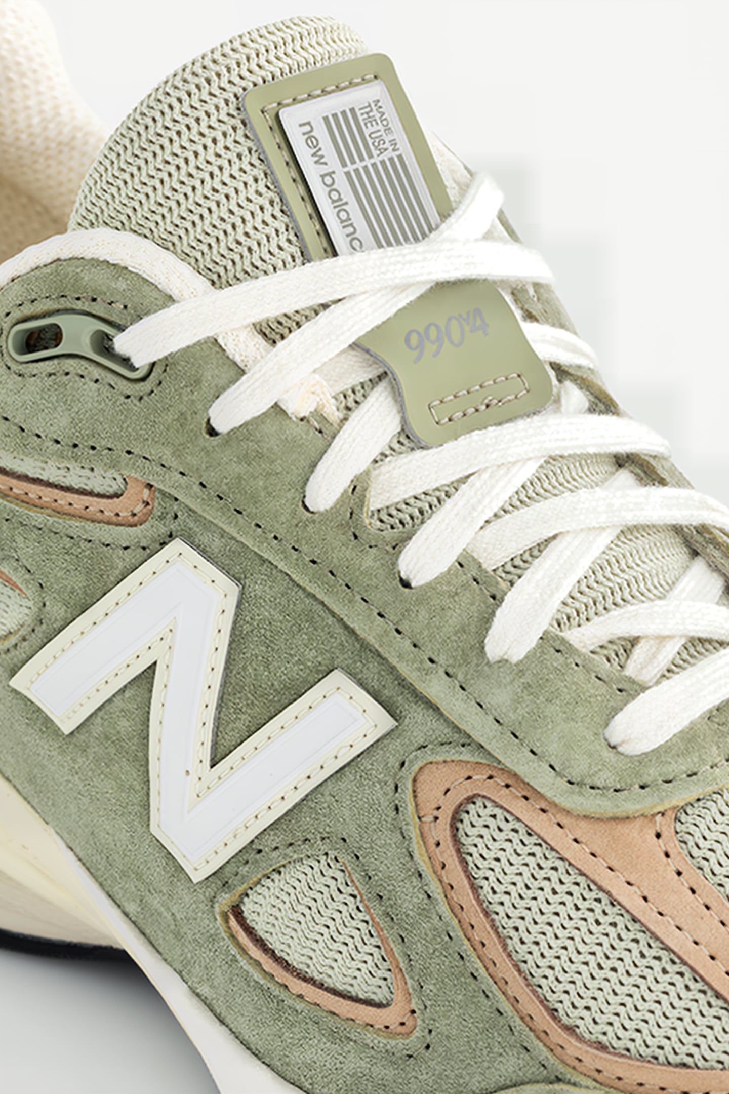 U990GT4 MADE IN USA SNEAKERS IN OLIVE 7