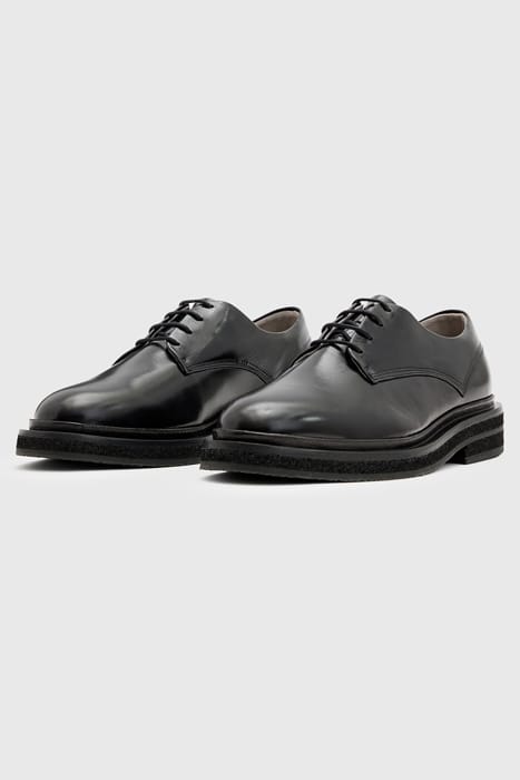 ESCHER DERBY BLACK 4
