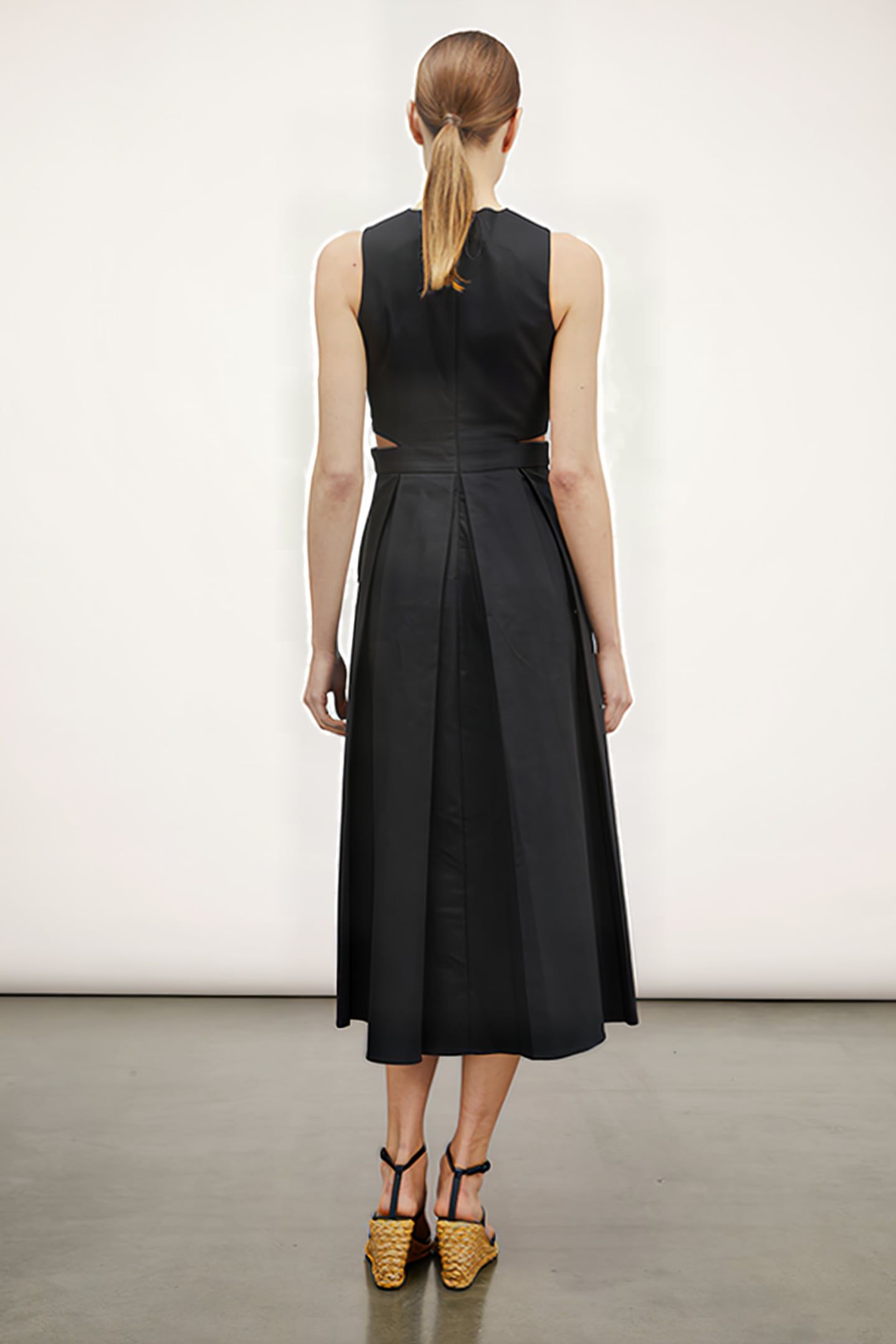MIDI DRESS WITH CUT-OUT ON THE SIDES BLACK 2