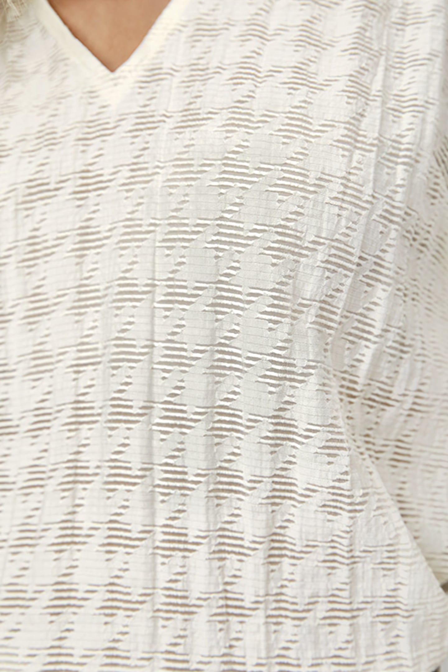 POMONA DETAILED V-NECK TOP BUTTER CREAM 8