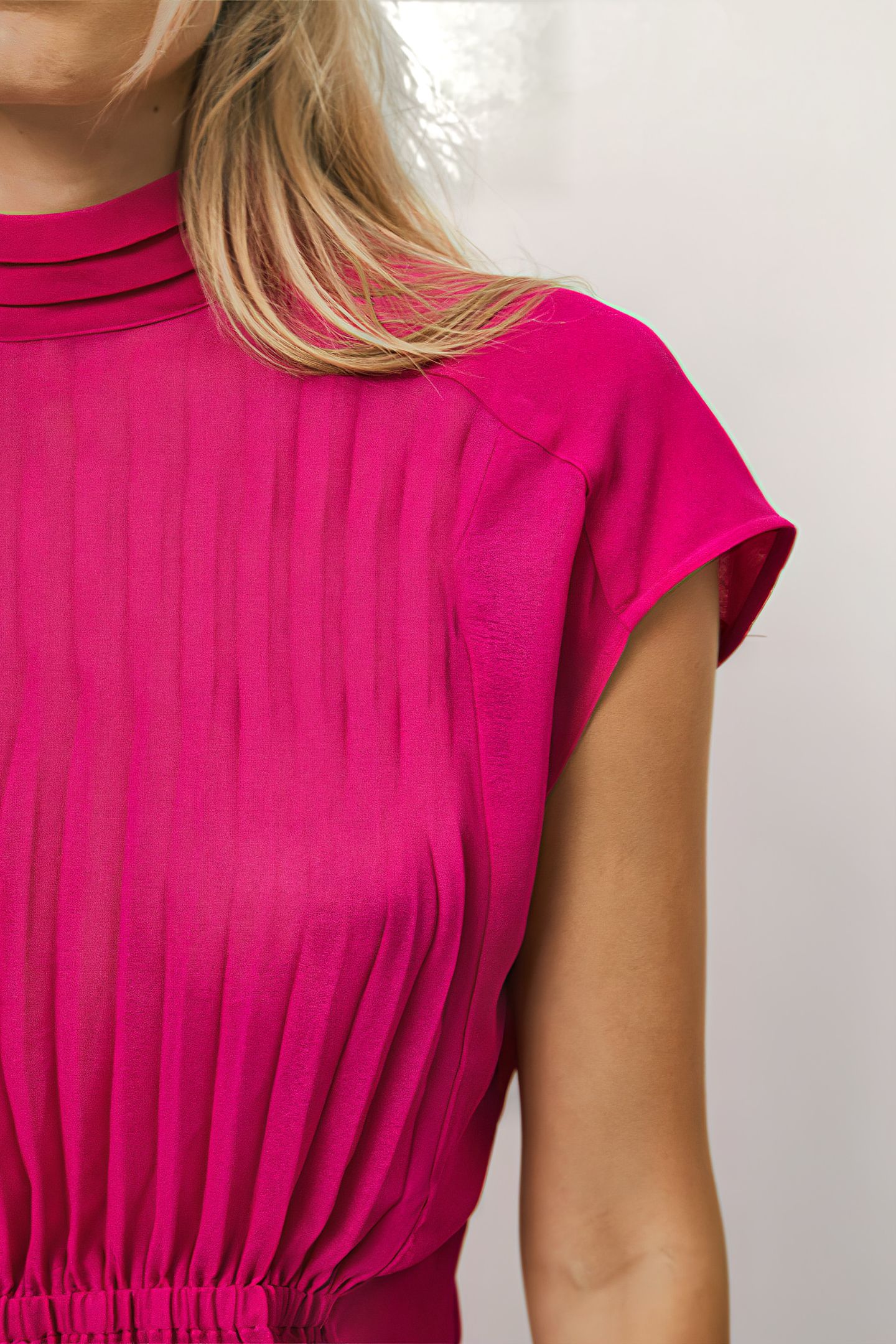 PENELOPE GATHERED DETAIL TOP HIBISCUS PINK 6