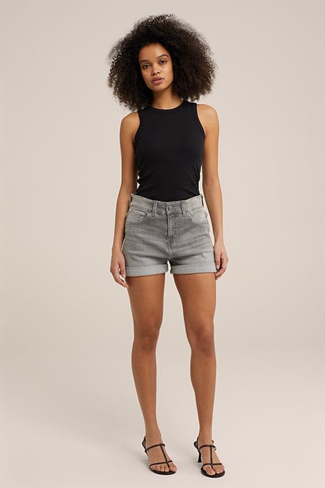 SHORT LIGHT GREY 3