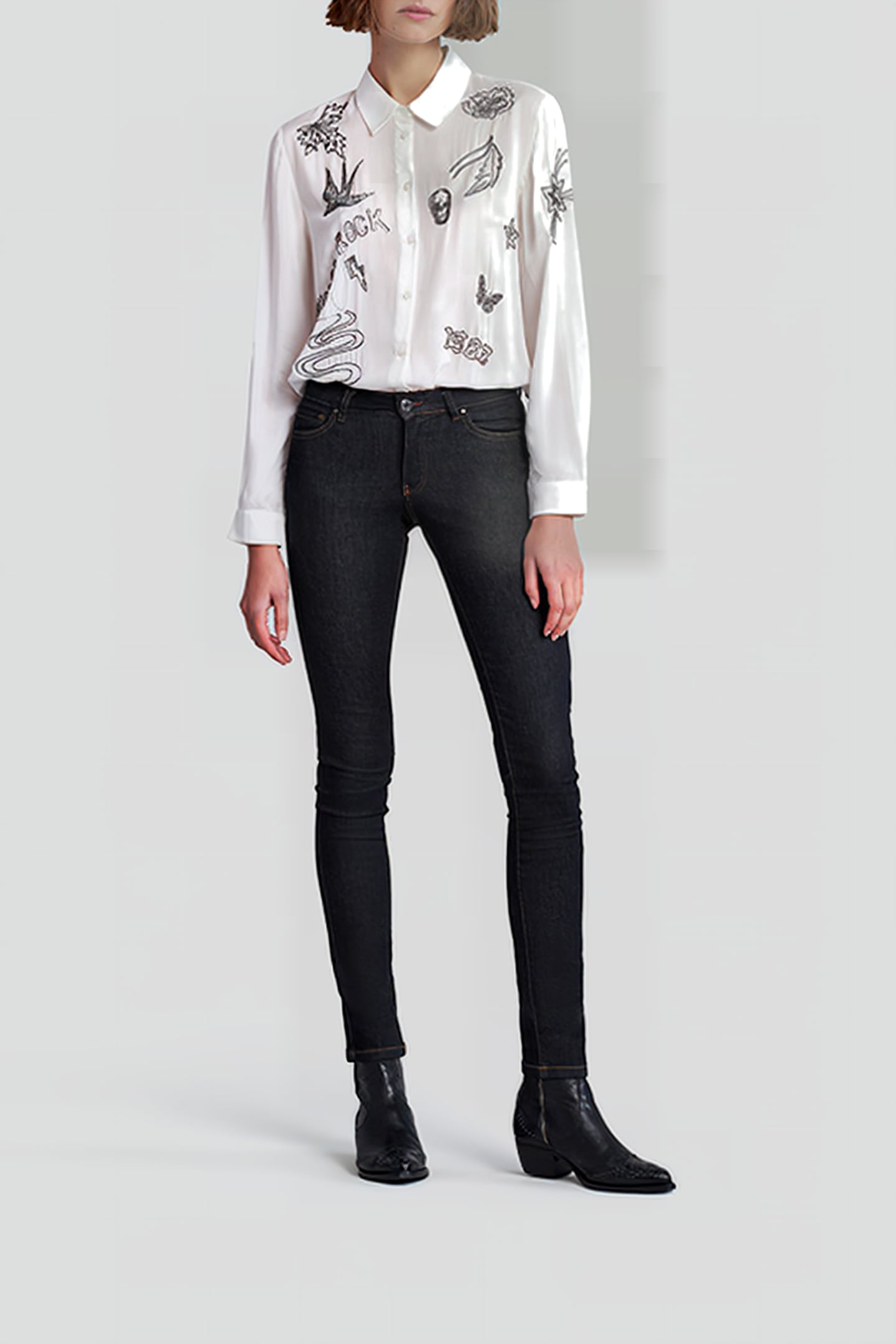 BLACK LOW WAIST SLIM JEANS 3
