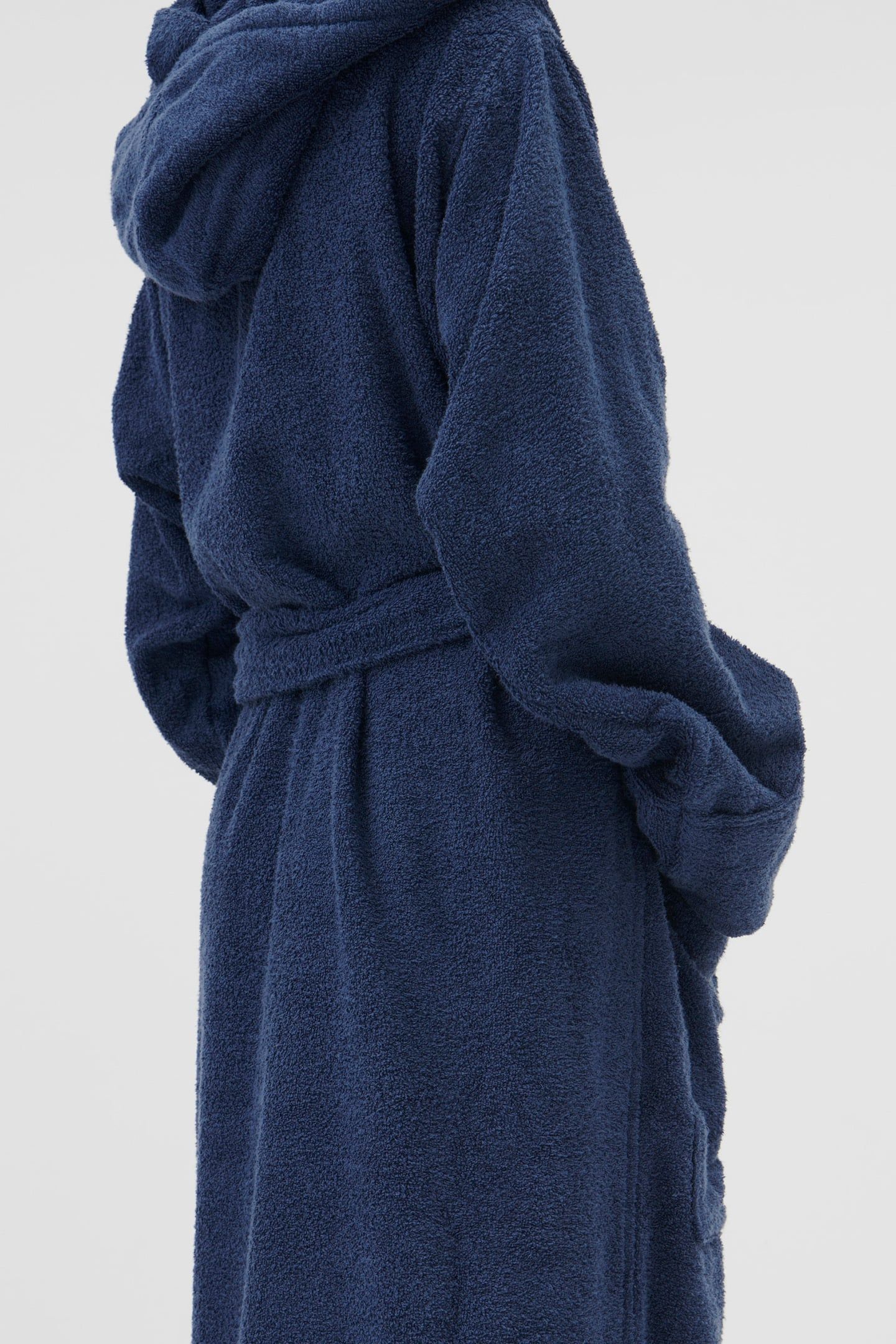 UNISEX HOODED BATHROBE NAVY 2