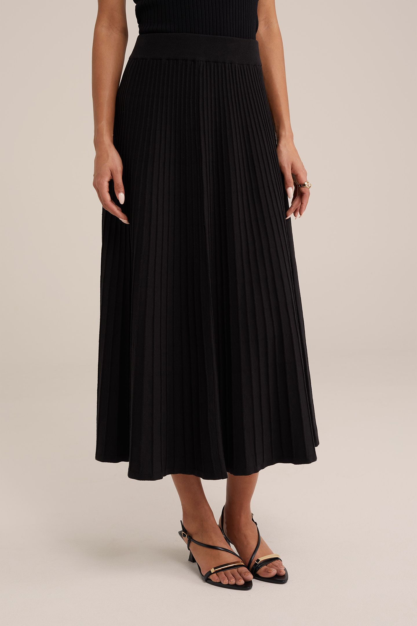 SKIRT MAXI LENGTH BLACK 1