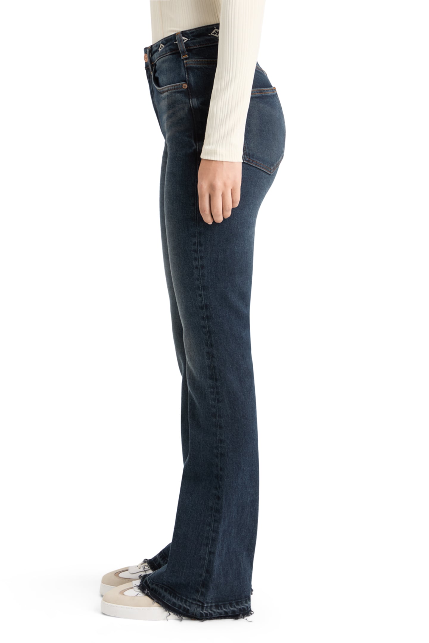 THE CHARM FLARED JEANS WITH EMBROIDERY DETAILS - ROAD TRIP R 7