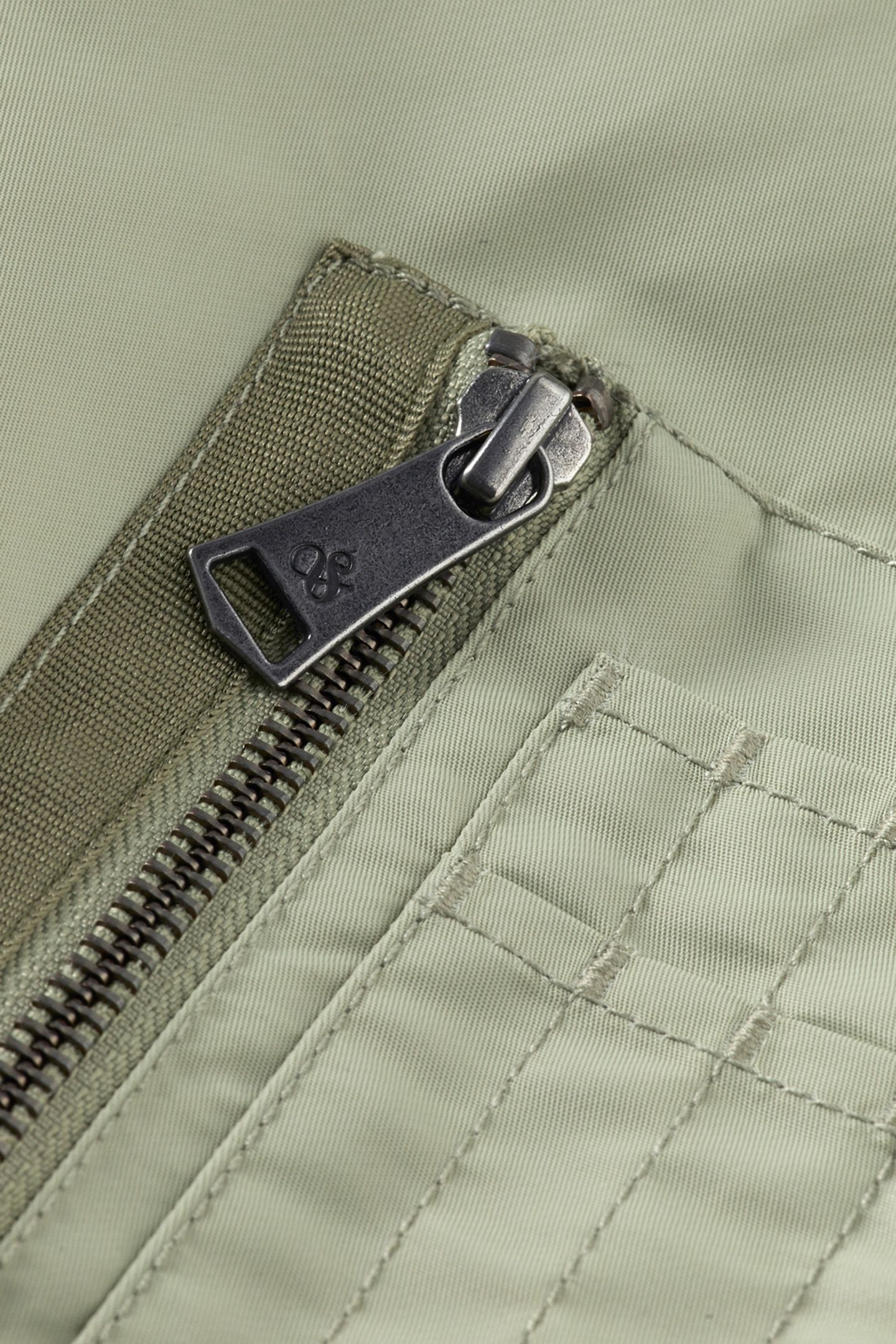 TECHNICAL NYLON BOMBER SAGE 3