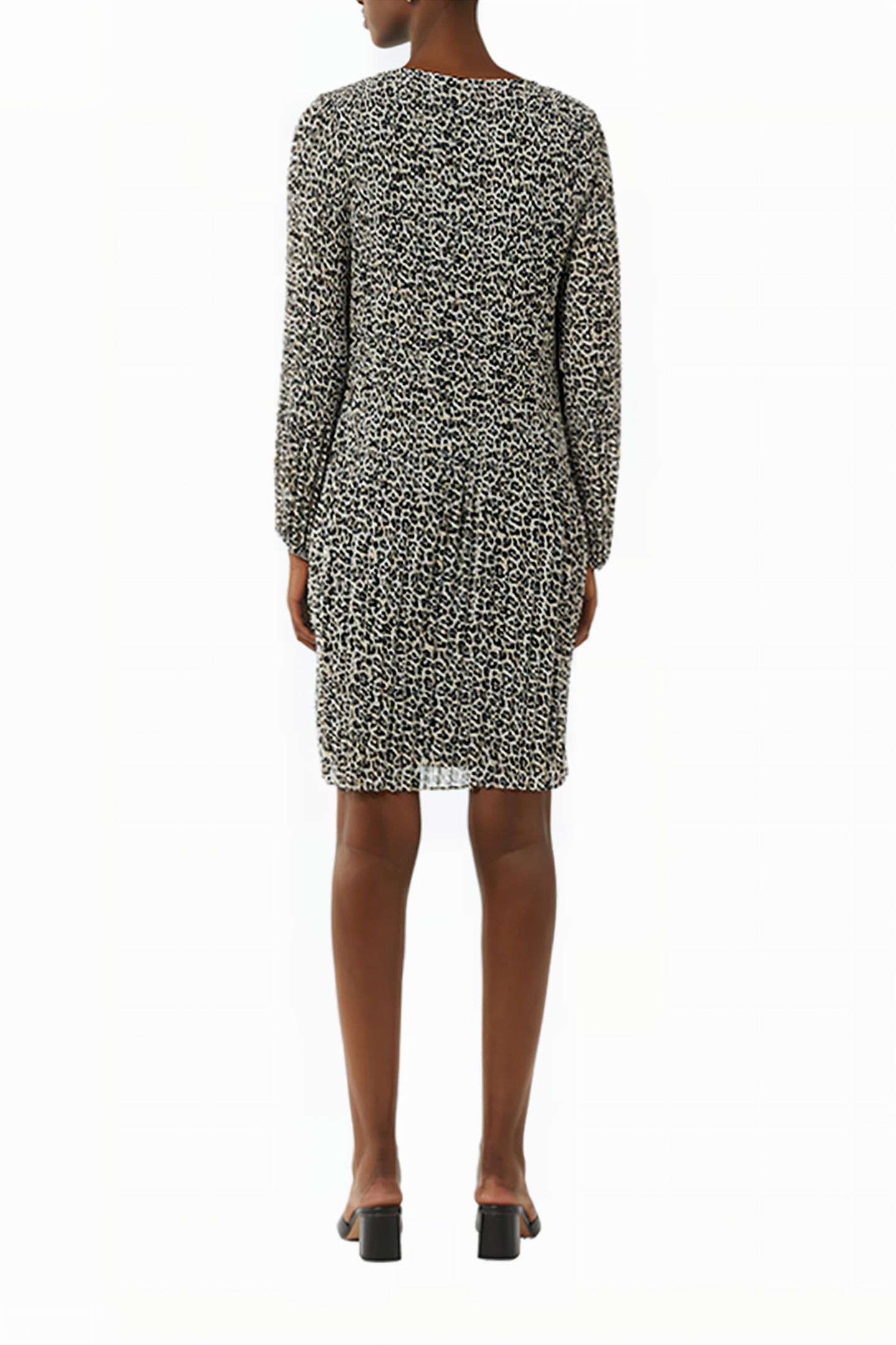 COMMA DRESSES BEIGE 3