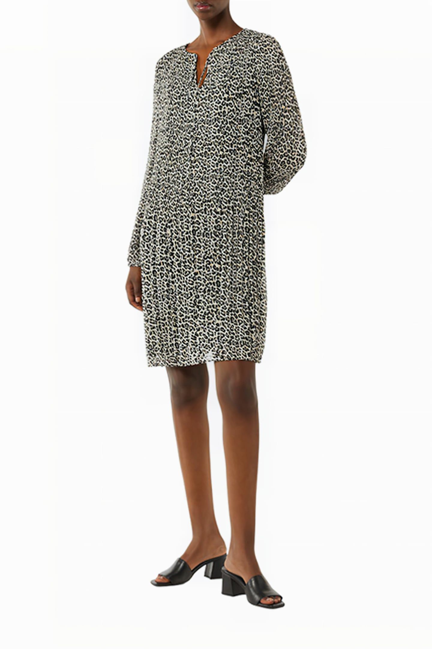 COMMA DRESSES BEIGE 2