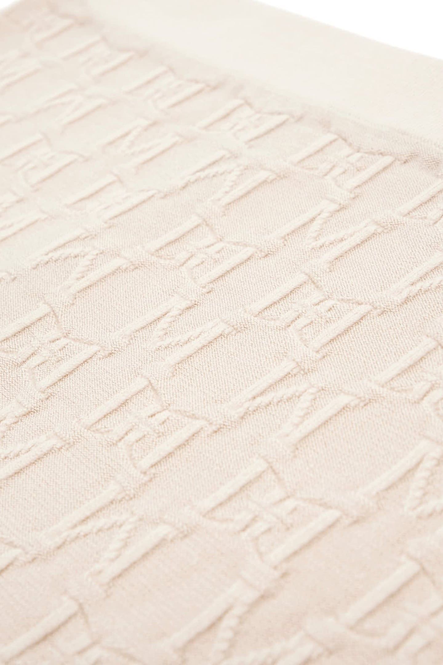 MARCIANO BY GUESS MARTI ALLOVER LOGO P EGGSHELL ECRU 7