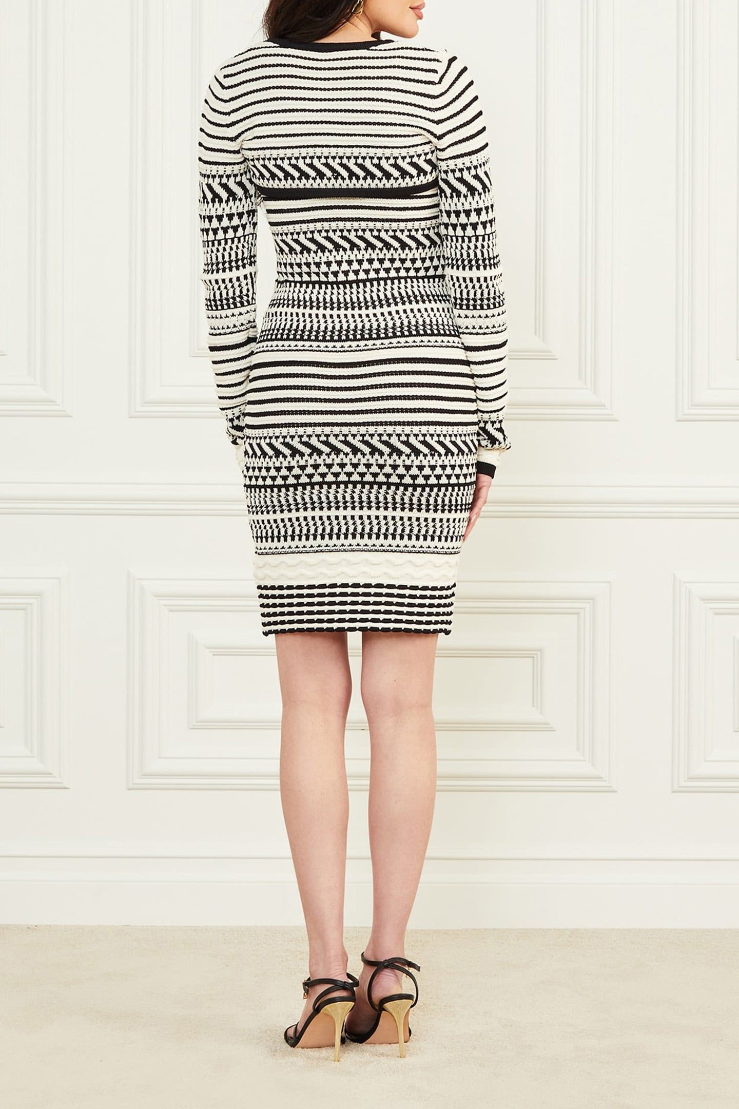 MARCIANO BY GUESS ARIANNA 2 PCS STITCH EGGSHELL AND BLACK 4