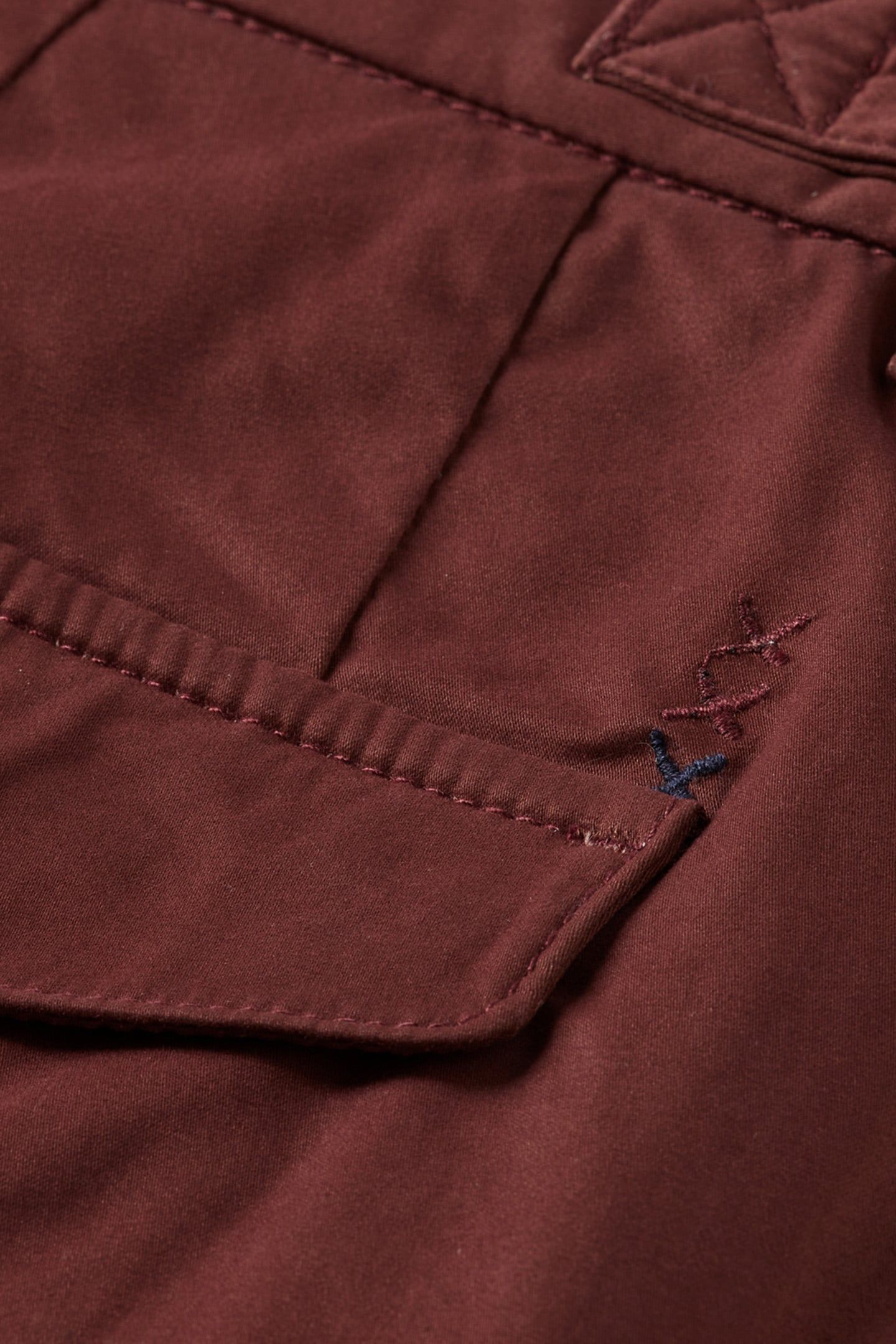 BLAKE - PLEATED SATINE CHINO RICH MAHOGANY 9