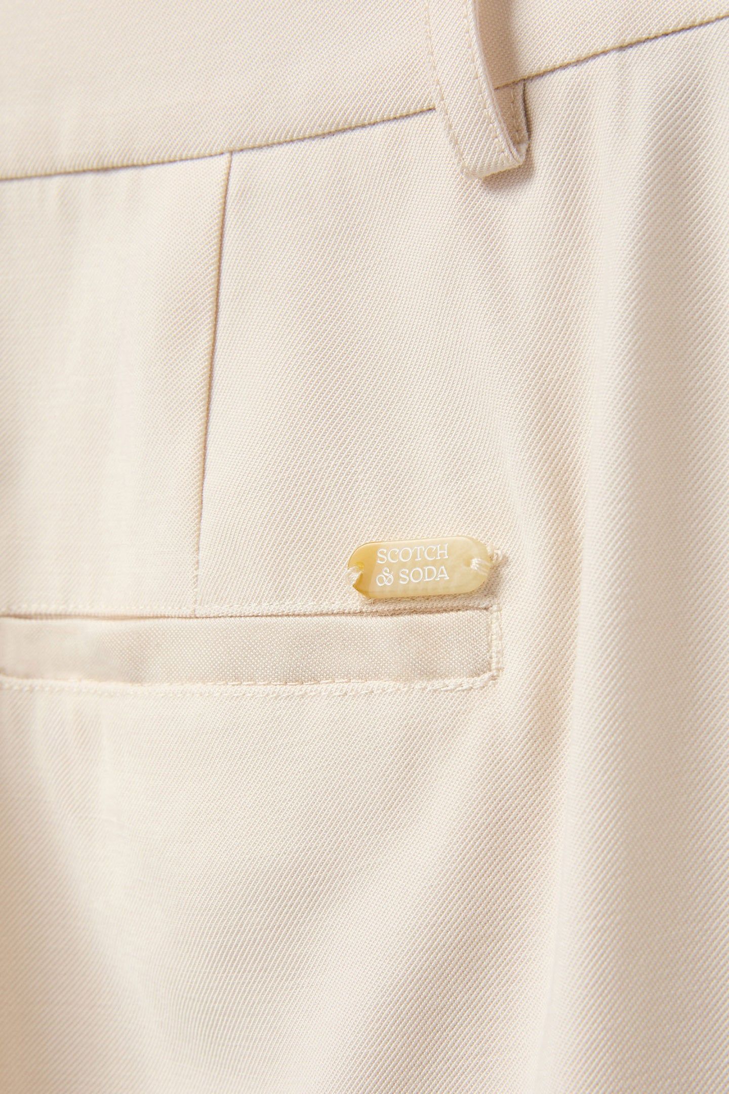 TAILORED PLEAT SHORTS WHITE CAP GREY 6