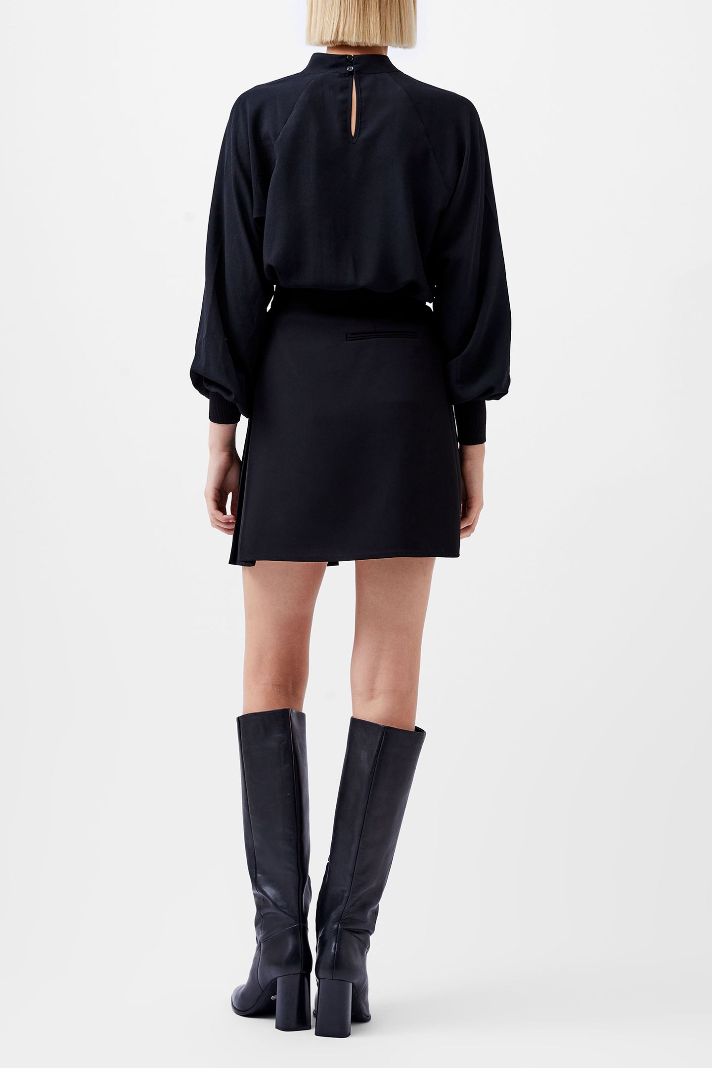 HARRIE SUITING PLEATED SKIRT BLACKOUT 3