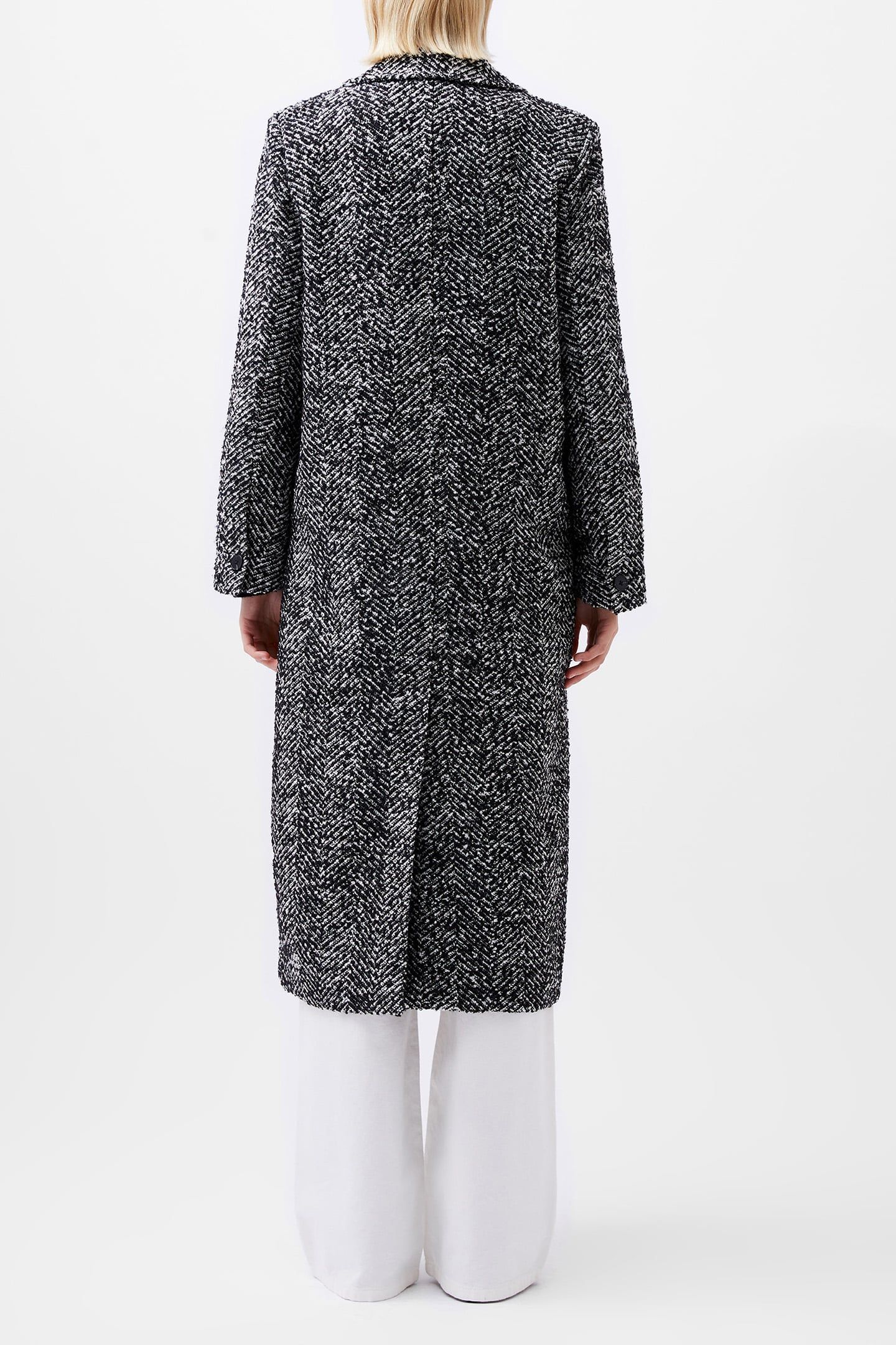 CHANTELLE HERRINGBONE COAT BLACK/WHITE 2