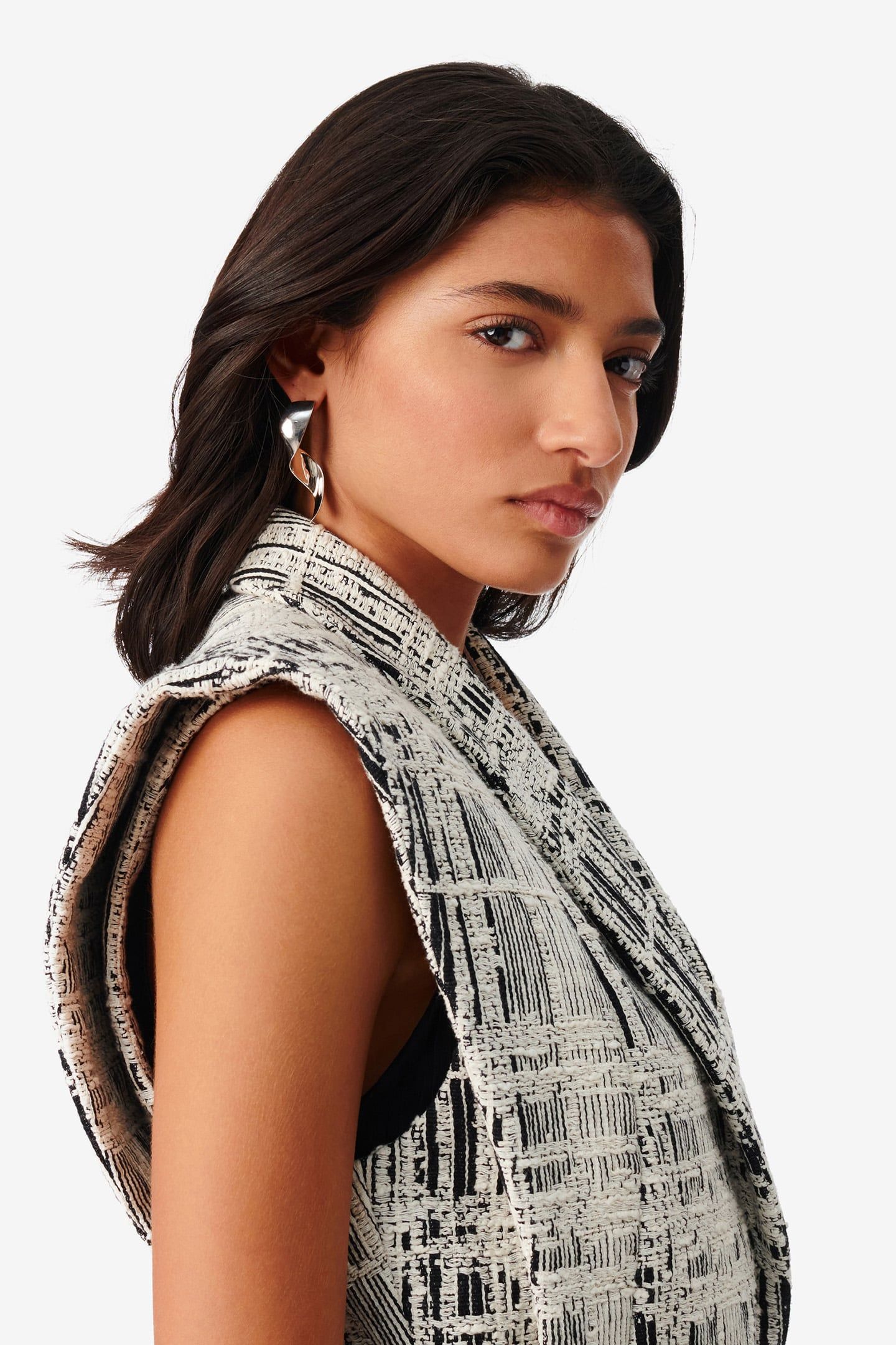 QUIRA ECRU/BLACK 5