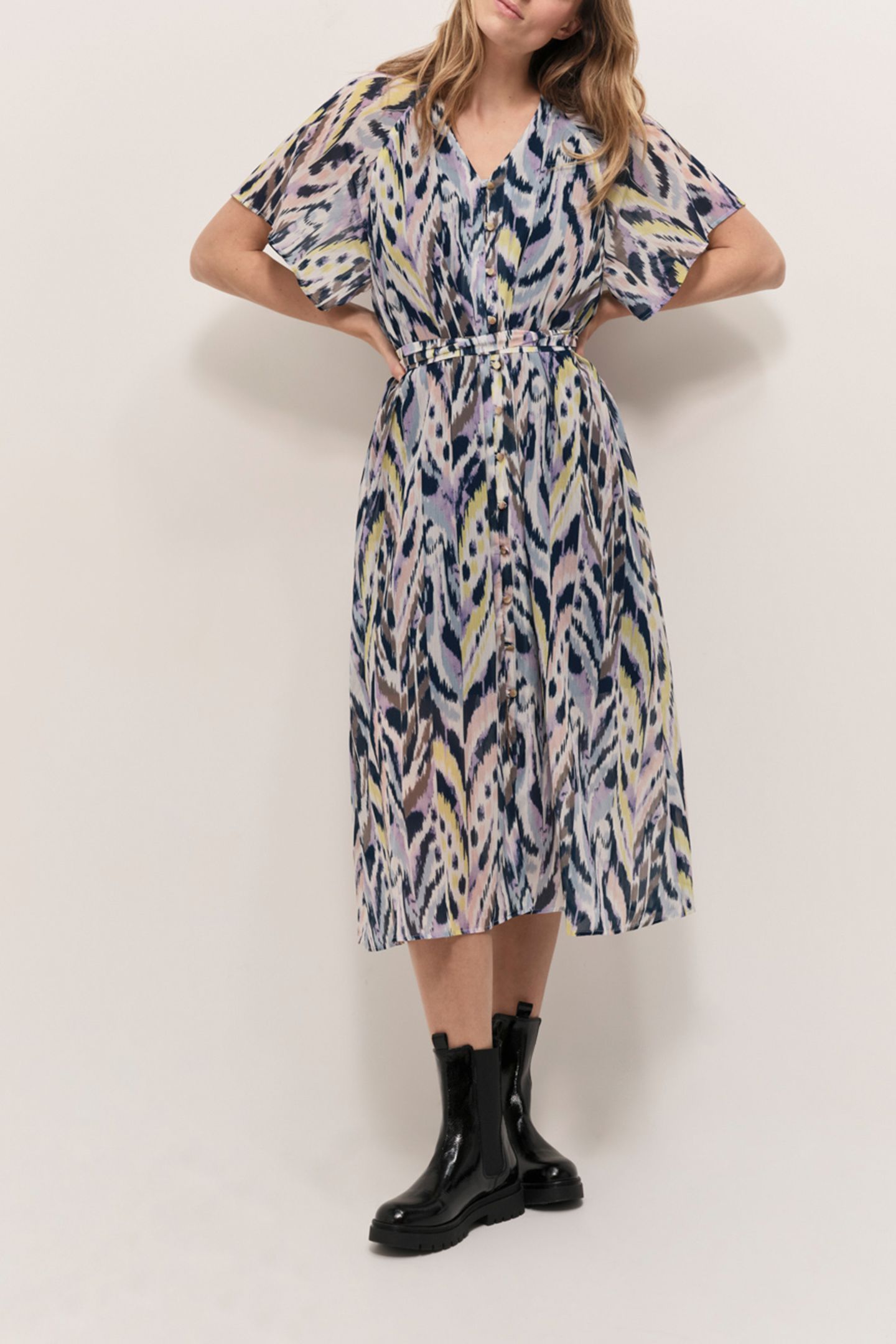 RADKA - OFF WHITE MIDI DRESS WITH LUMINESCENT IKAT PRINT 3
