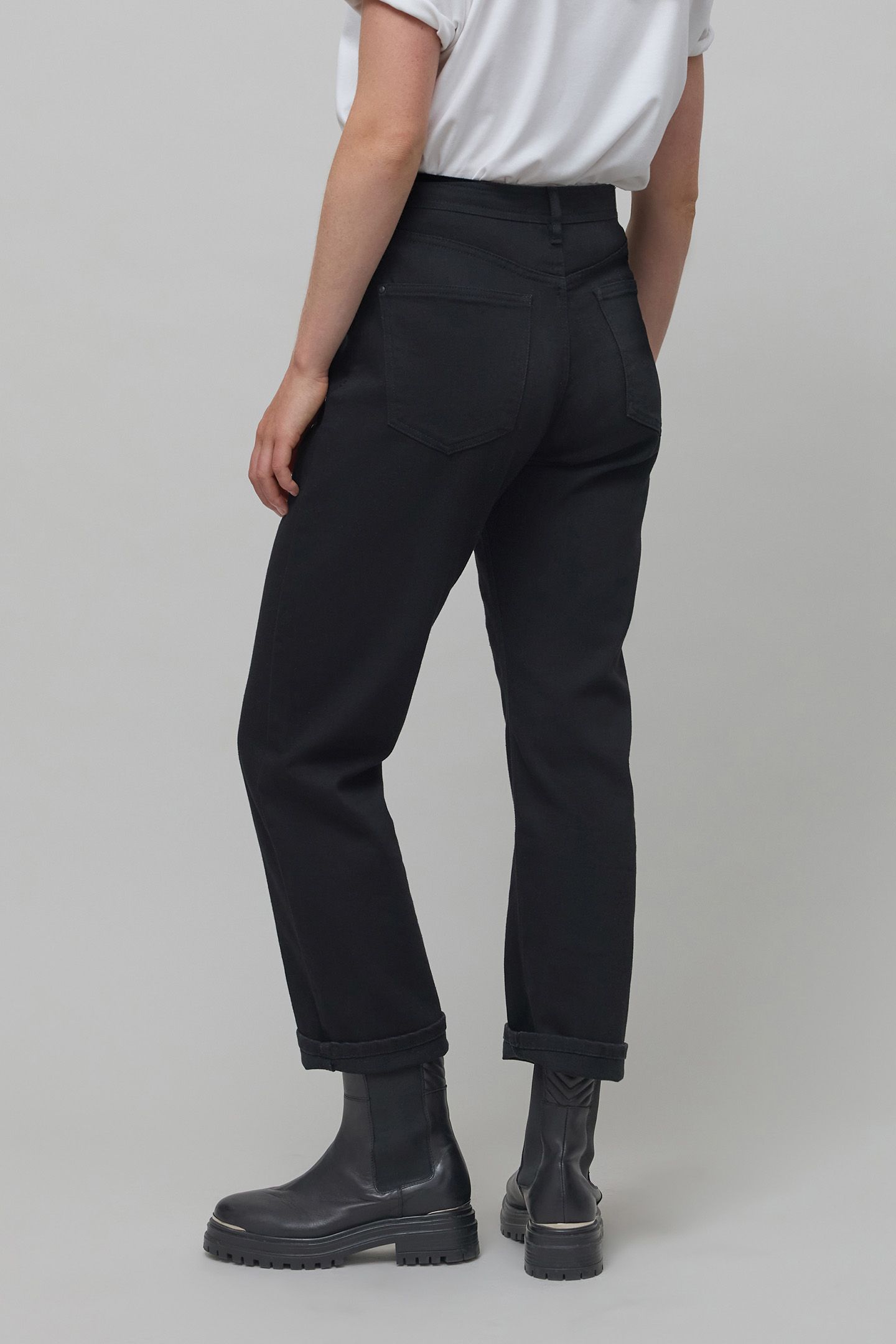SLOUCHY BLACK COTTON CROPPED DENIM JEANS 2