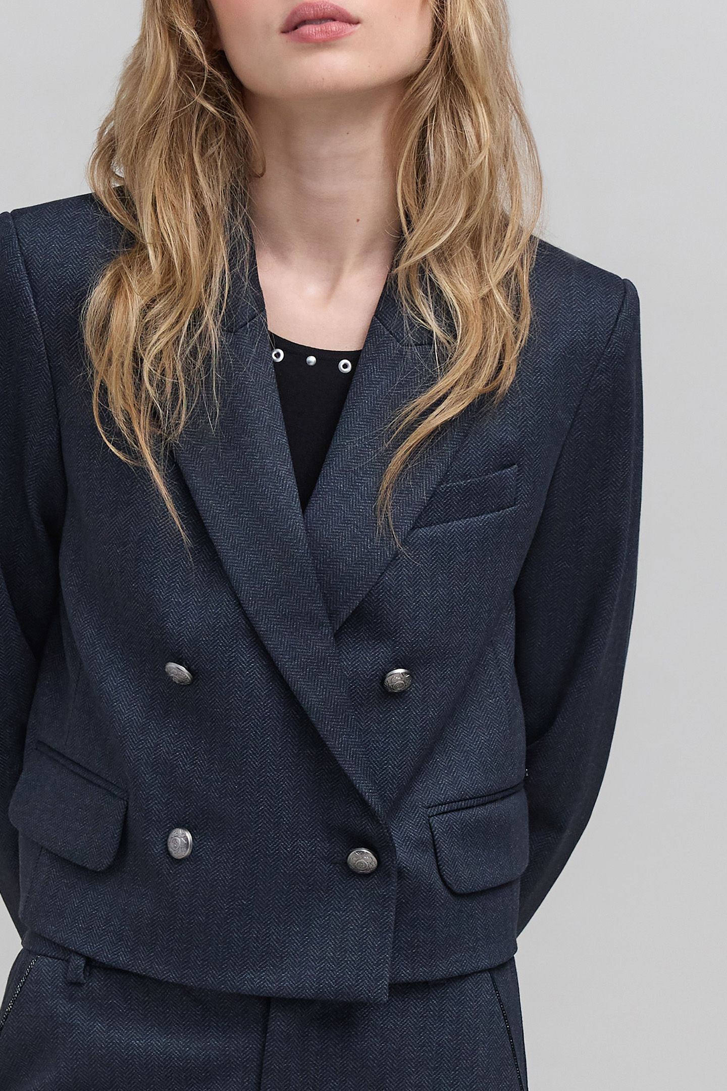 NAVY HERRINGBONE PATTERN SHORT SUIT JACKET 5