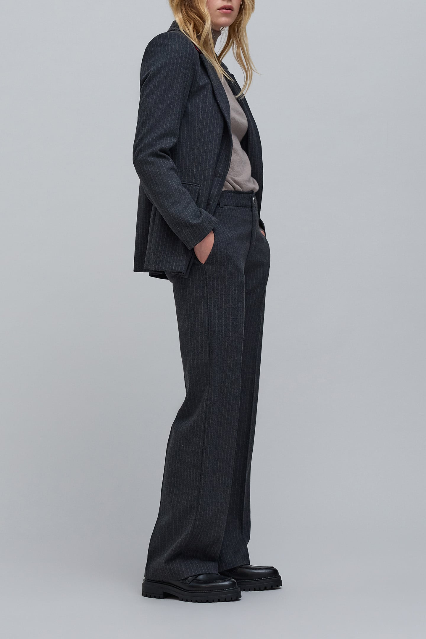 GRAY TENNIS STRIPE SUIT JACKET 4