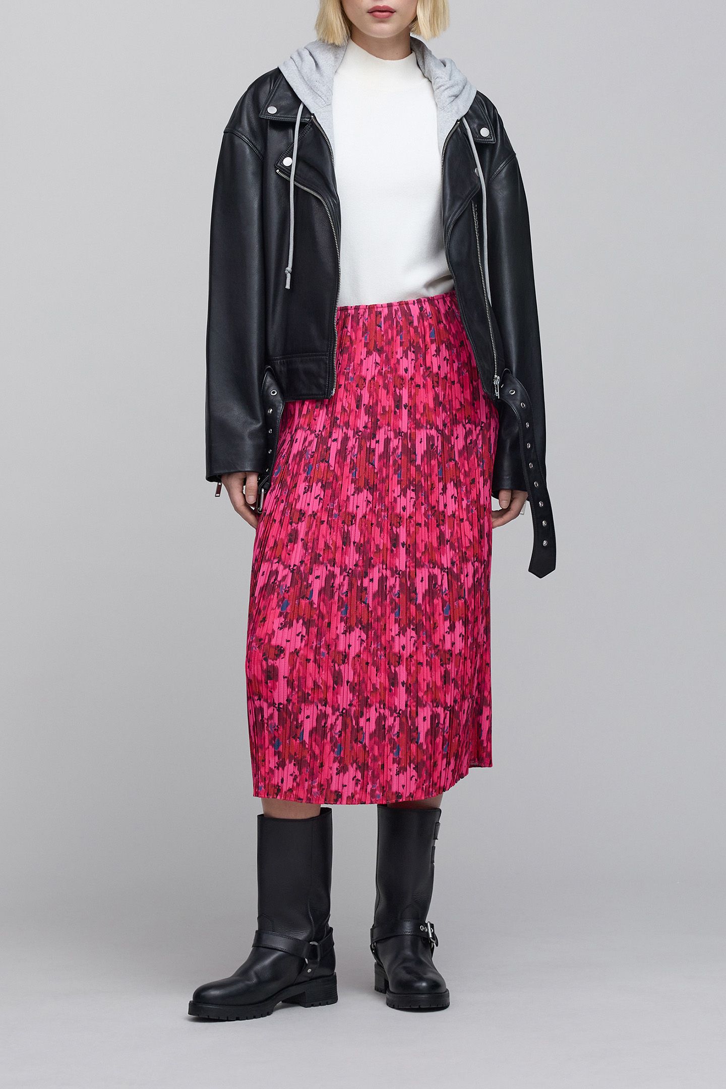 PINK PLEATED SKIRT WITH ORIGAMI FLOWER PRINT 4