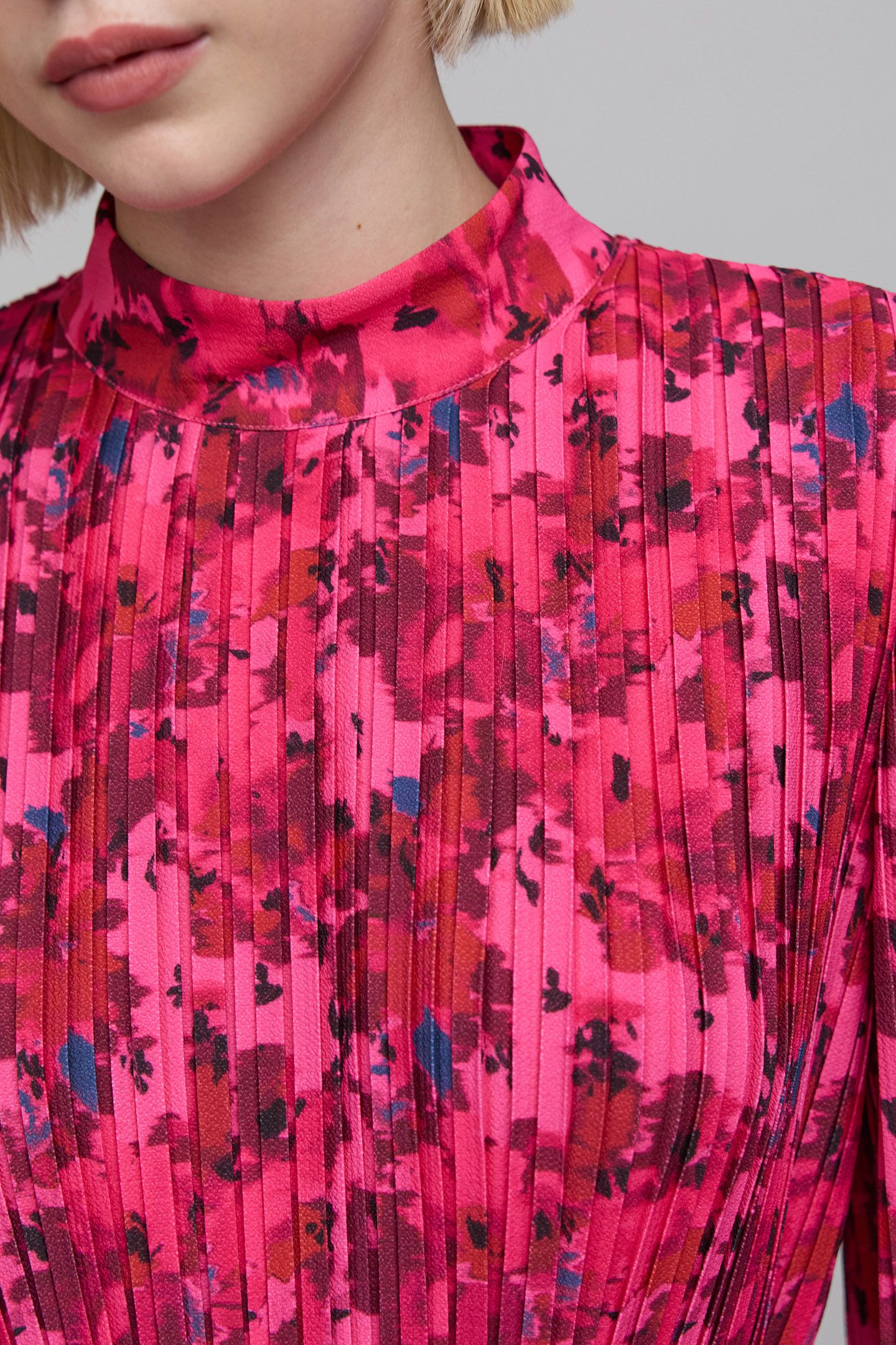 PINK PLEATED ORIGAMI FLOWER PRINT DRESS 5