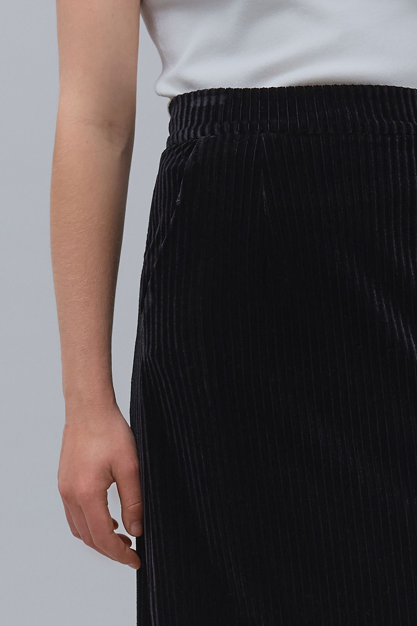 BLACK CORDUROY PENCIL SKIRT 6