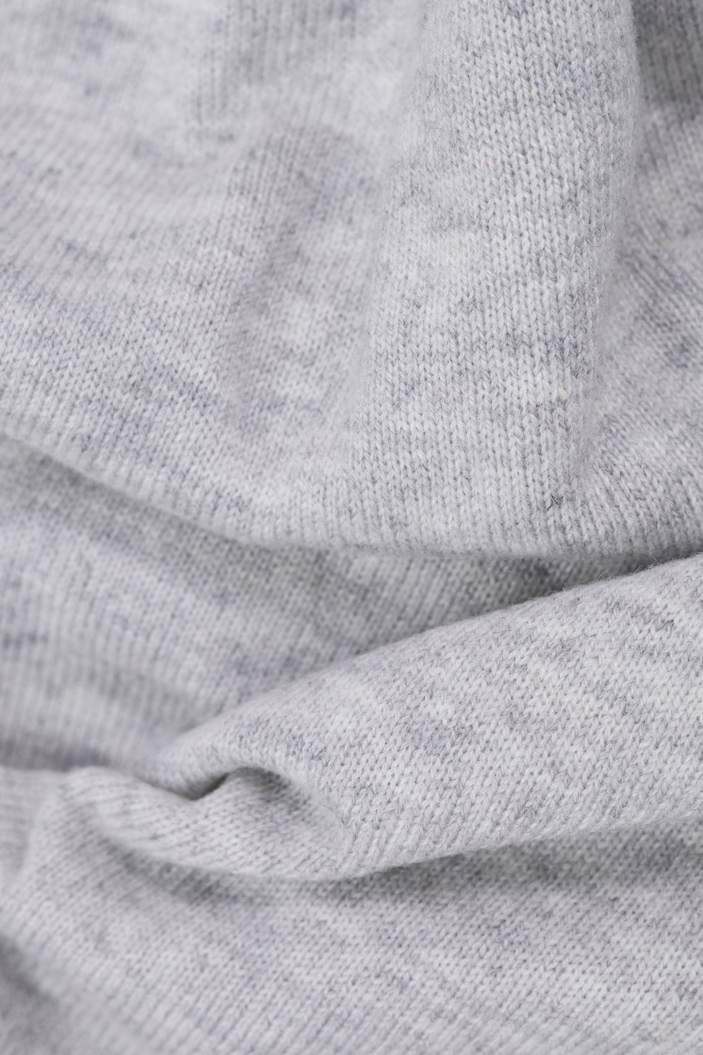 GREY KNIT SKULL SWEATER 8