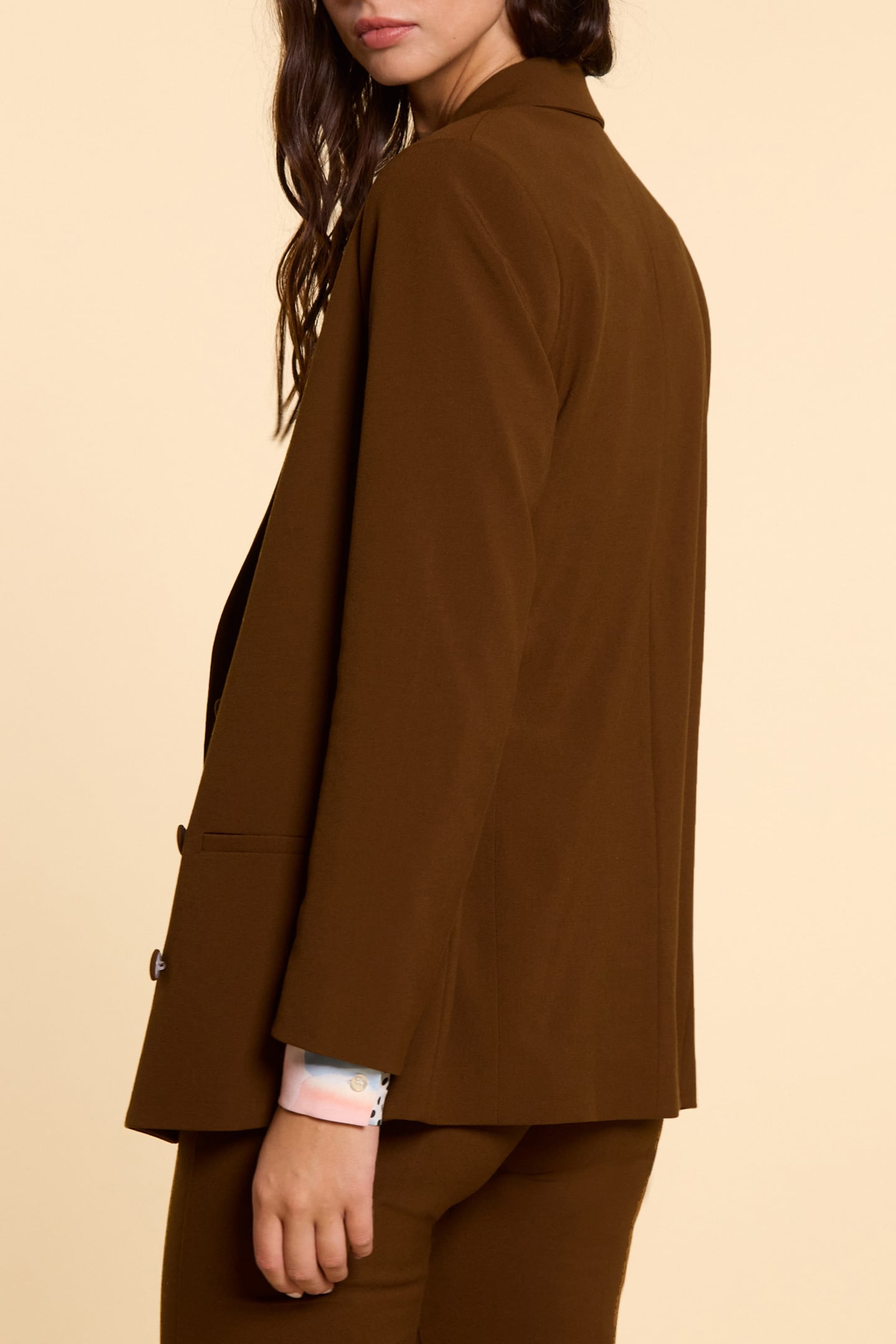 CAMEL DOUBLE-BREASTED SUIT JACKET 2