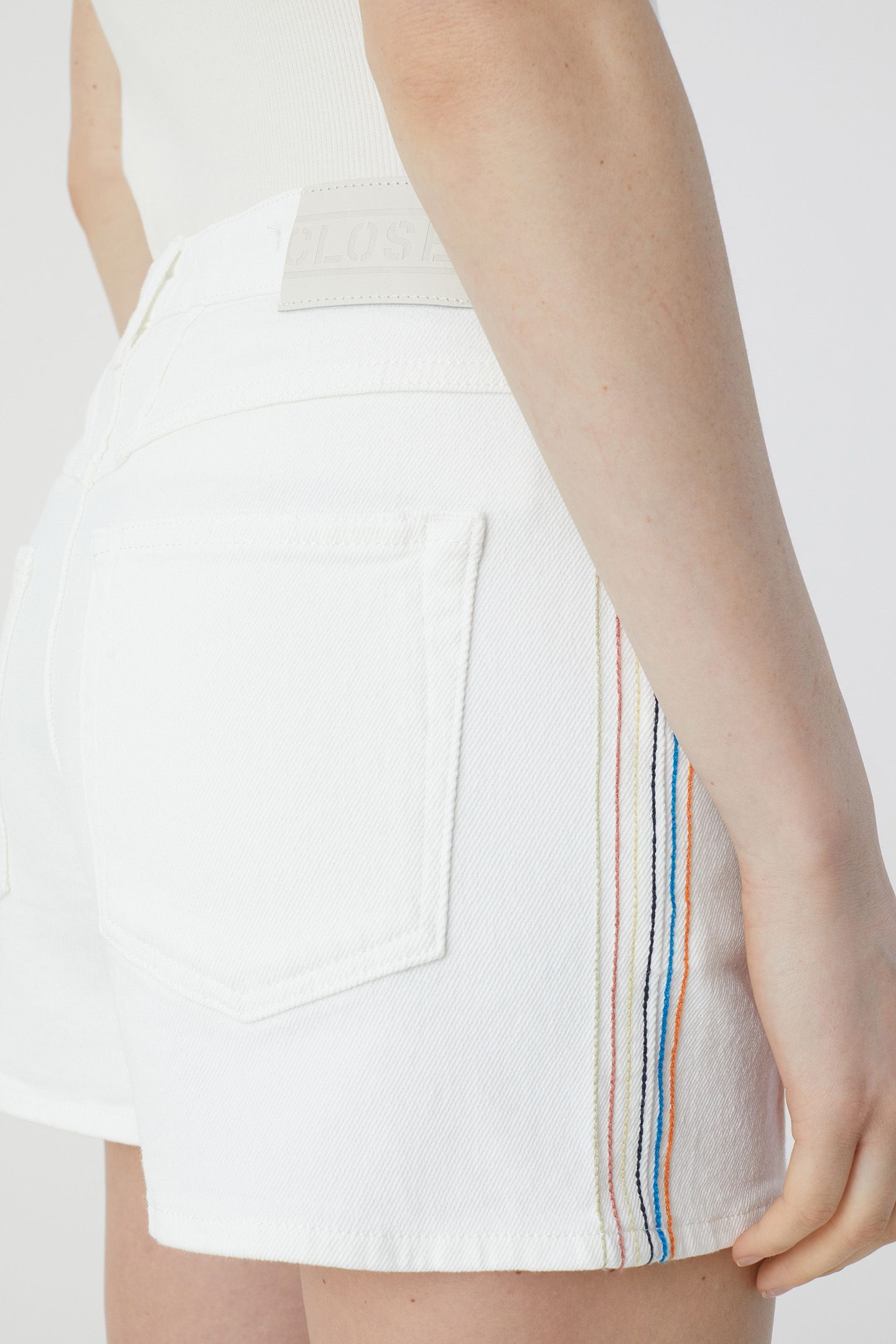 KLAIRE SHORTS WHITE 6