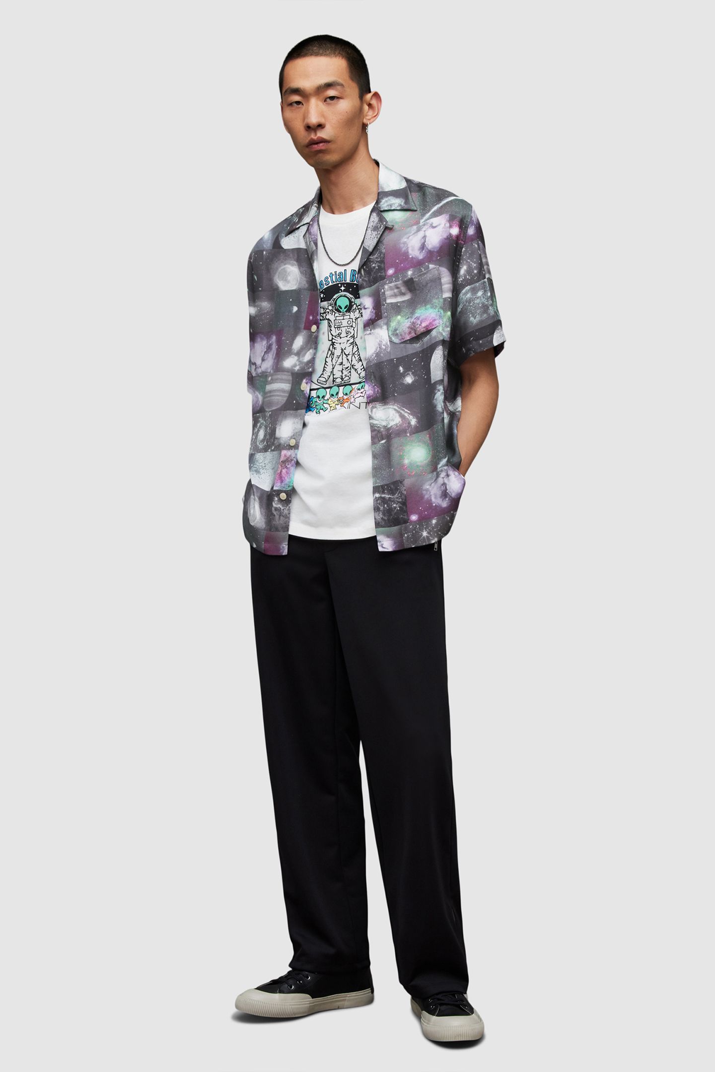 OUT THERE SS SHIRT JET BLACK 3